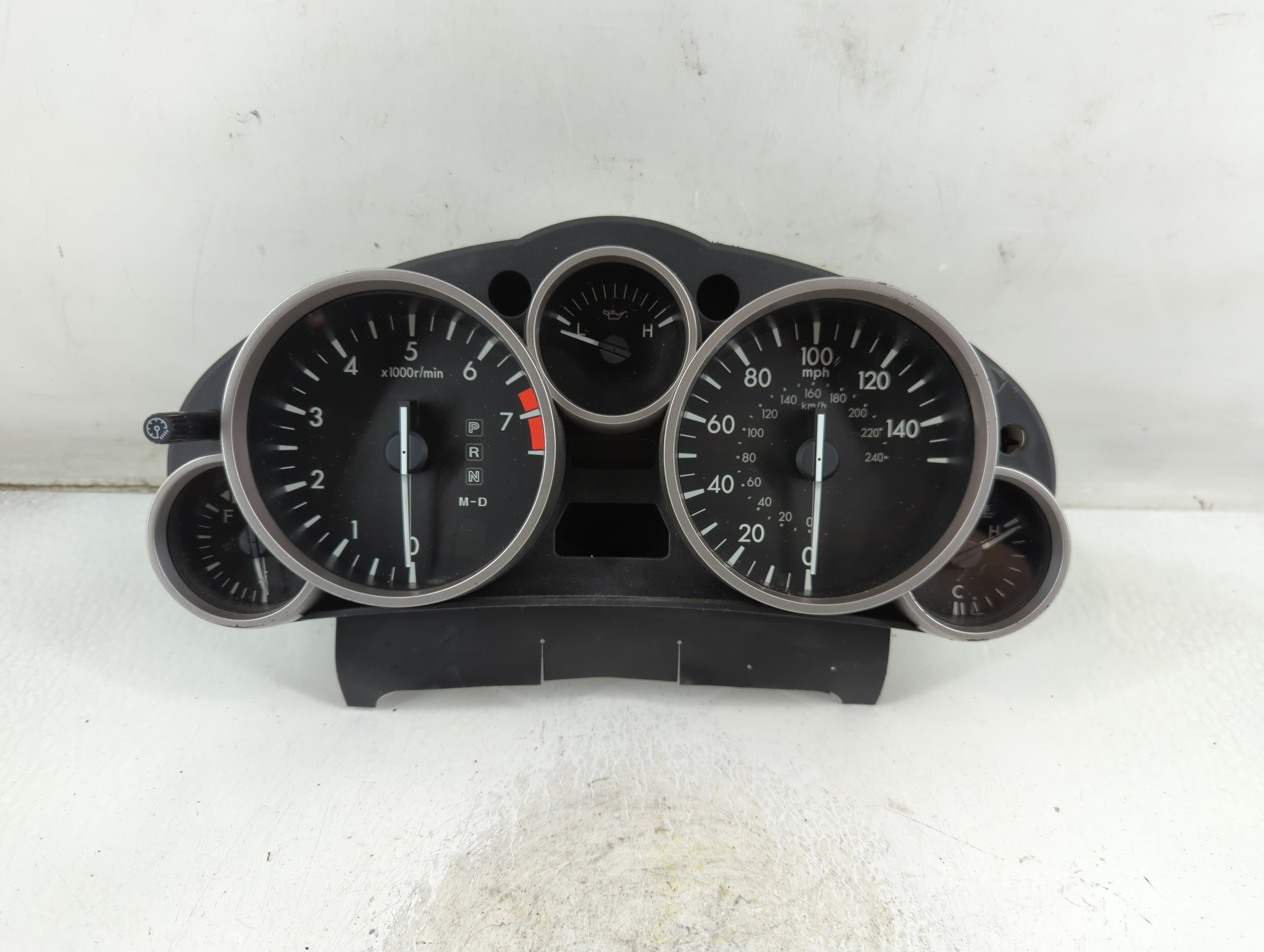 Picture of Mazda Miata Speedometer Instrument Cluster Gauges 907205