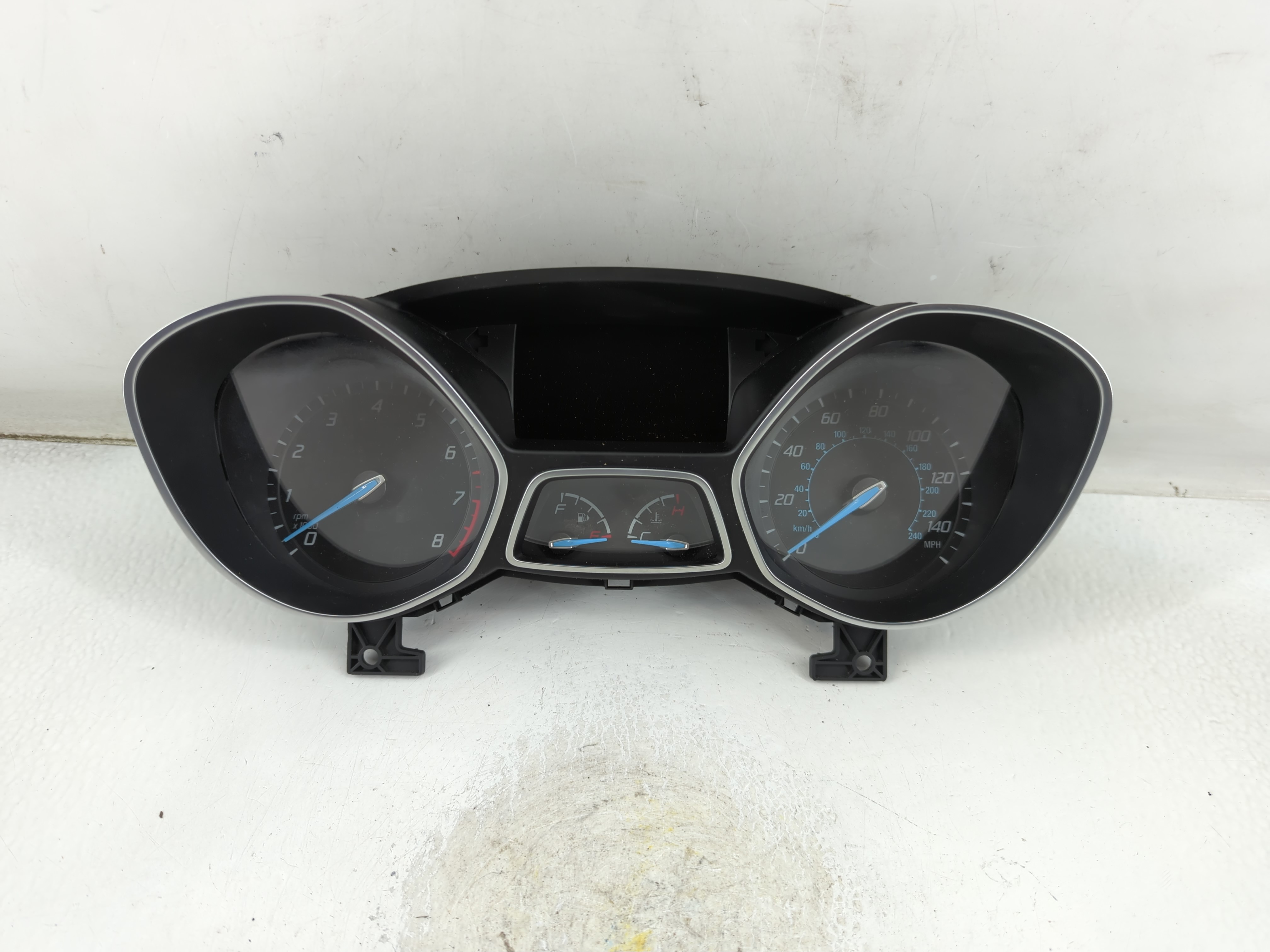 2013-2014 Ford Focus Speedometer Instrument Cluster Gauges Cm5t-10849-ctf 907209 - Oemusedautoparts1.com