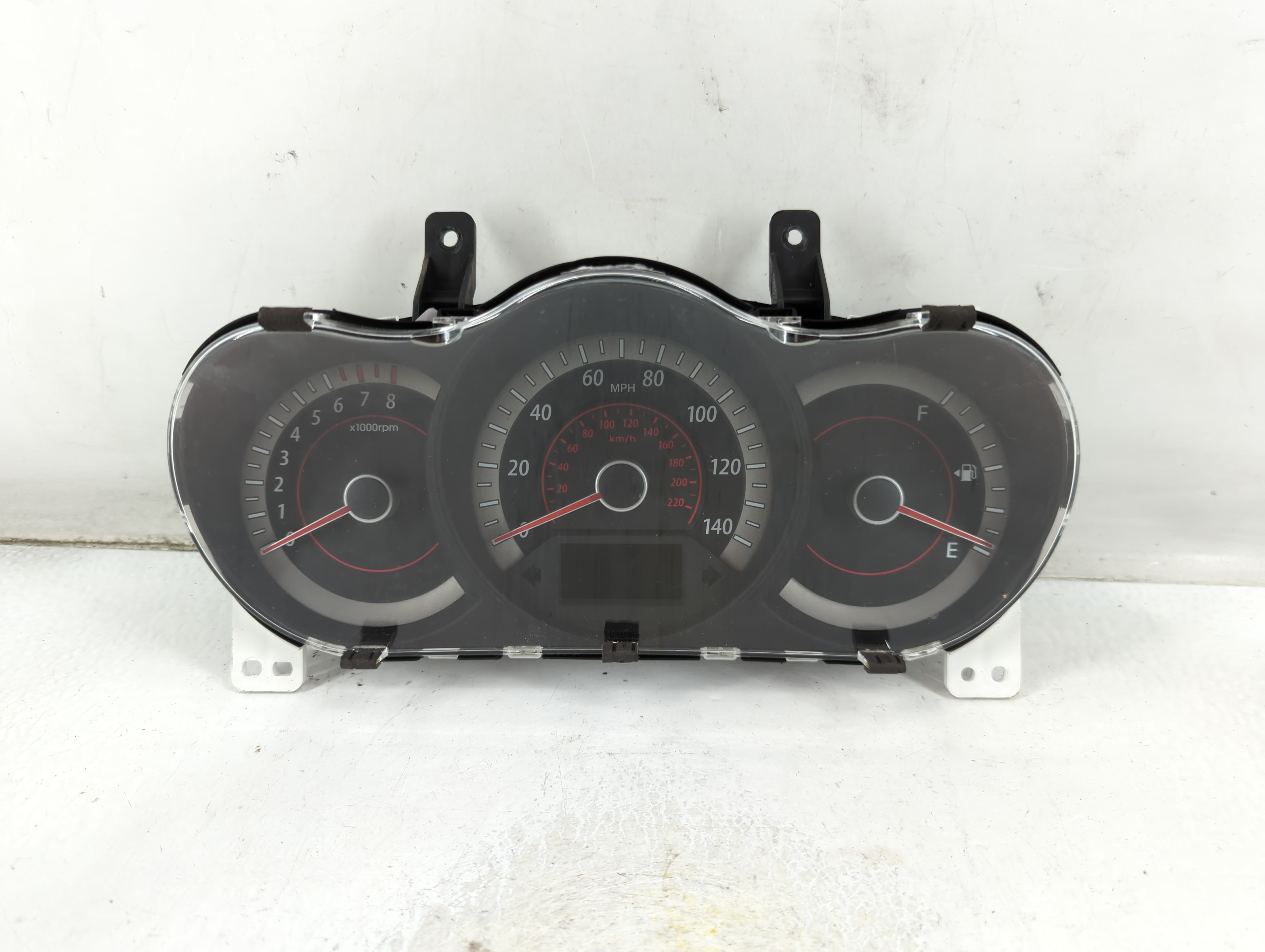 Picture of 2013-2013 Kia Forte Speedometer Instrument Cluster Gauges 94021-1m200 907425