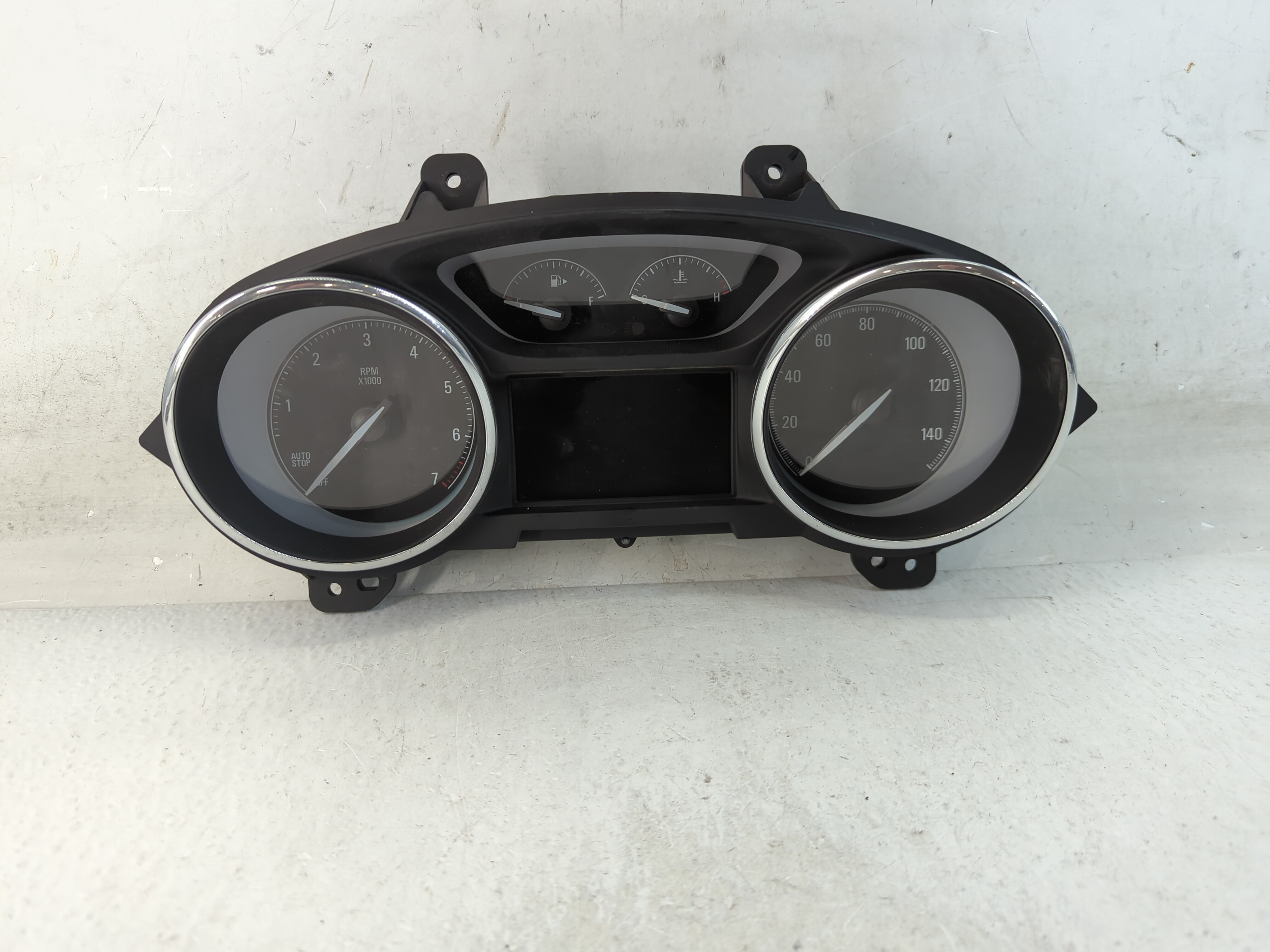 2017-2018 Buick Envision Speedometer Instrument Cluster Gauges 84165671 907440 - Oemusedautoparts1.com