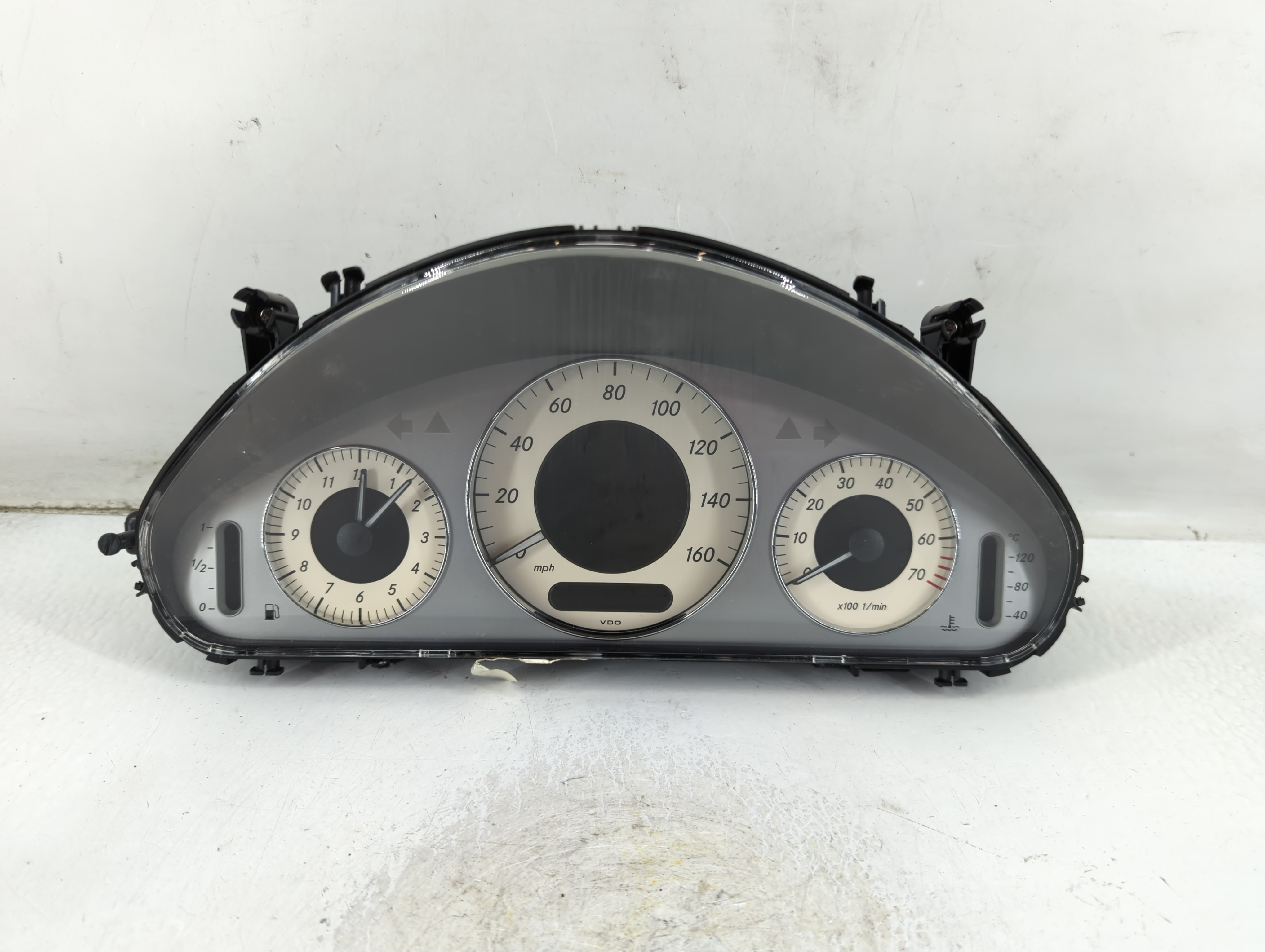 2007-2008 Mercedes-benz E350 Speedometer Instrument Cluster Gauges 907451 - Oemusedautoparts1.com
