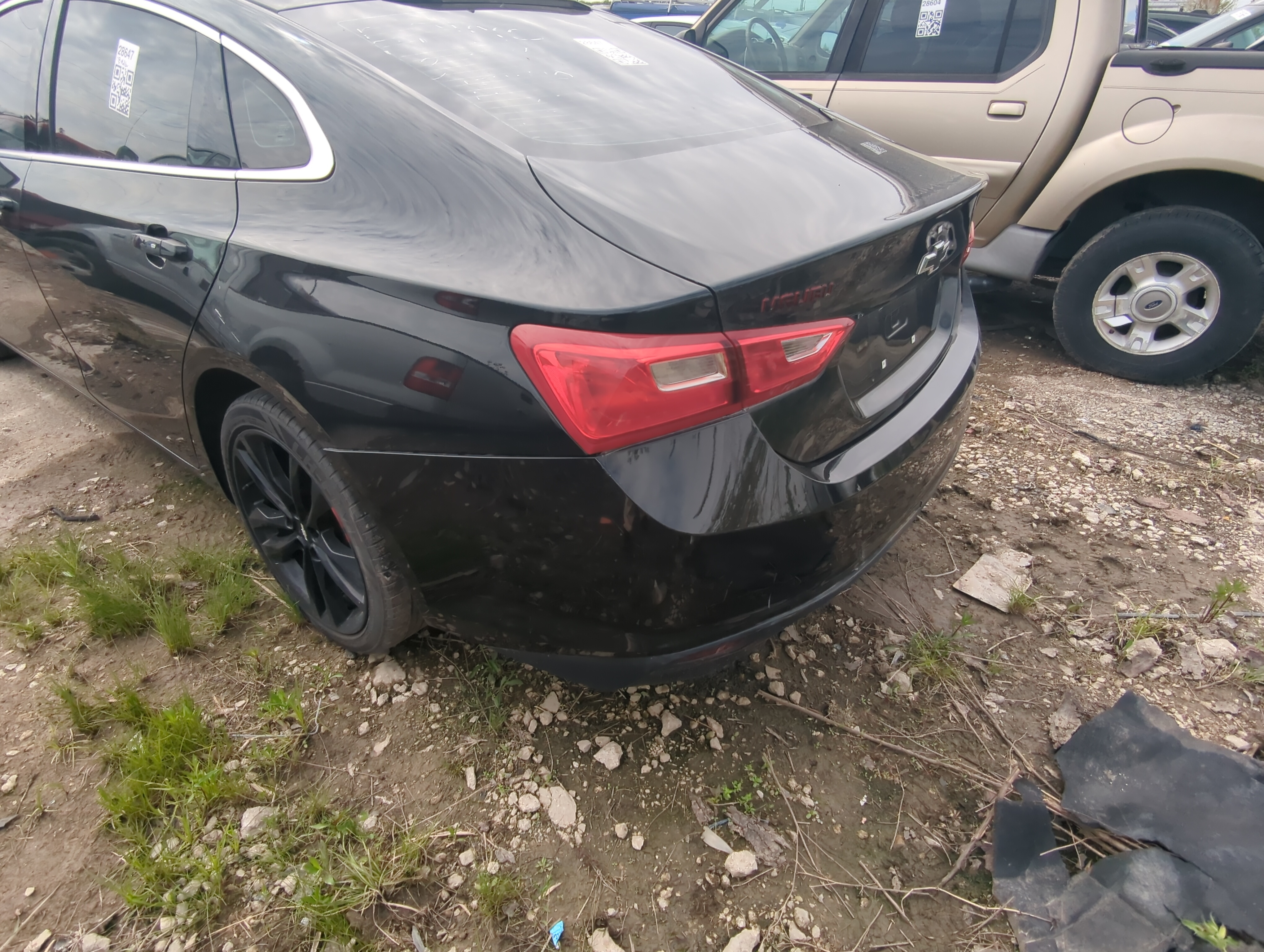2016-2018 Chevrolet Malibu Rear Bumper Assembly Oem 907617 - Oemusedautoparts1.com