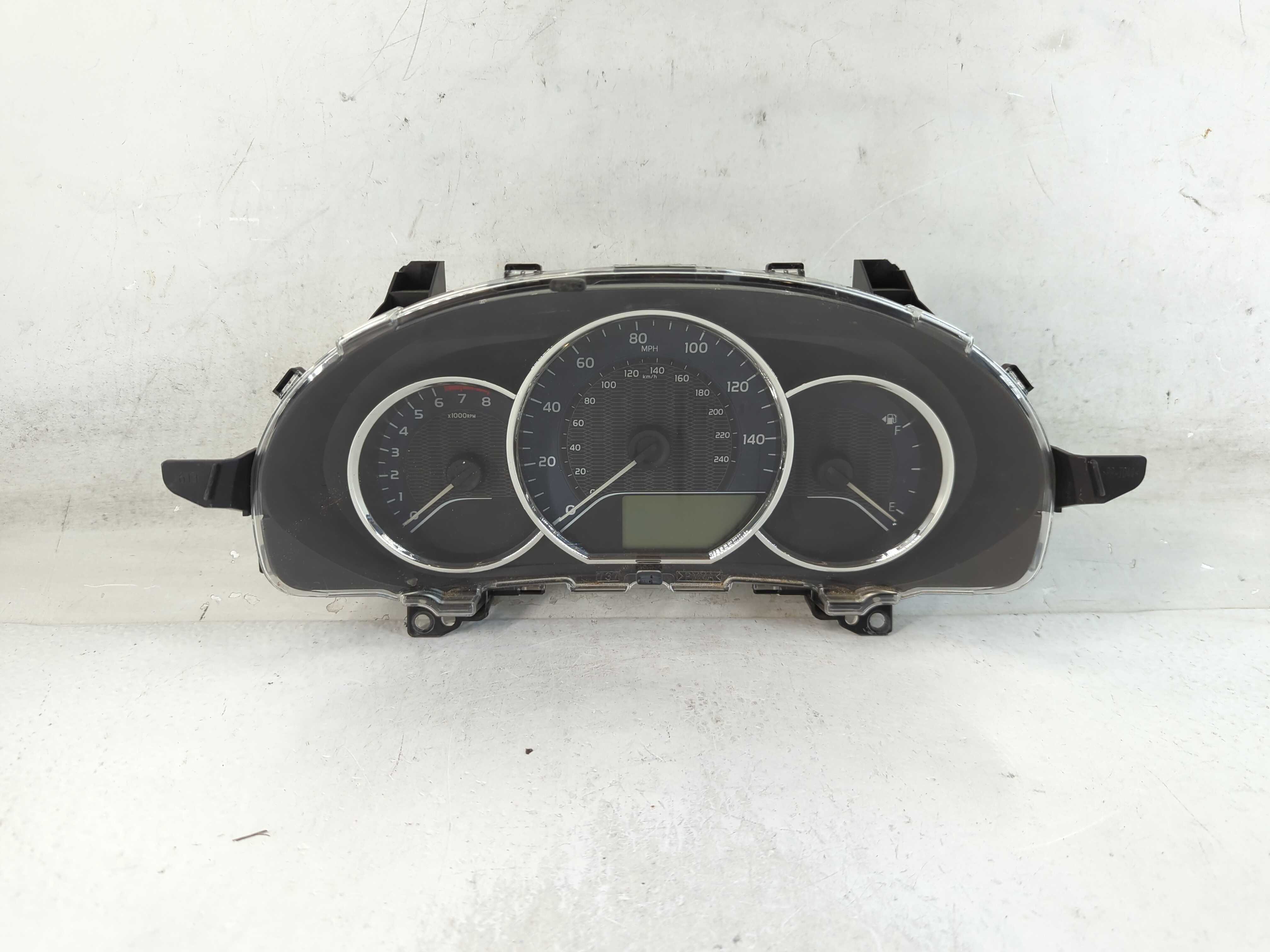 Picture of 2014-2016 Toyota Corolla Speedometer Instrument Cluster Gauges 907647