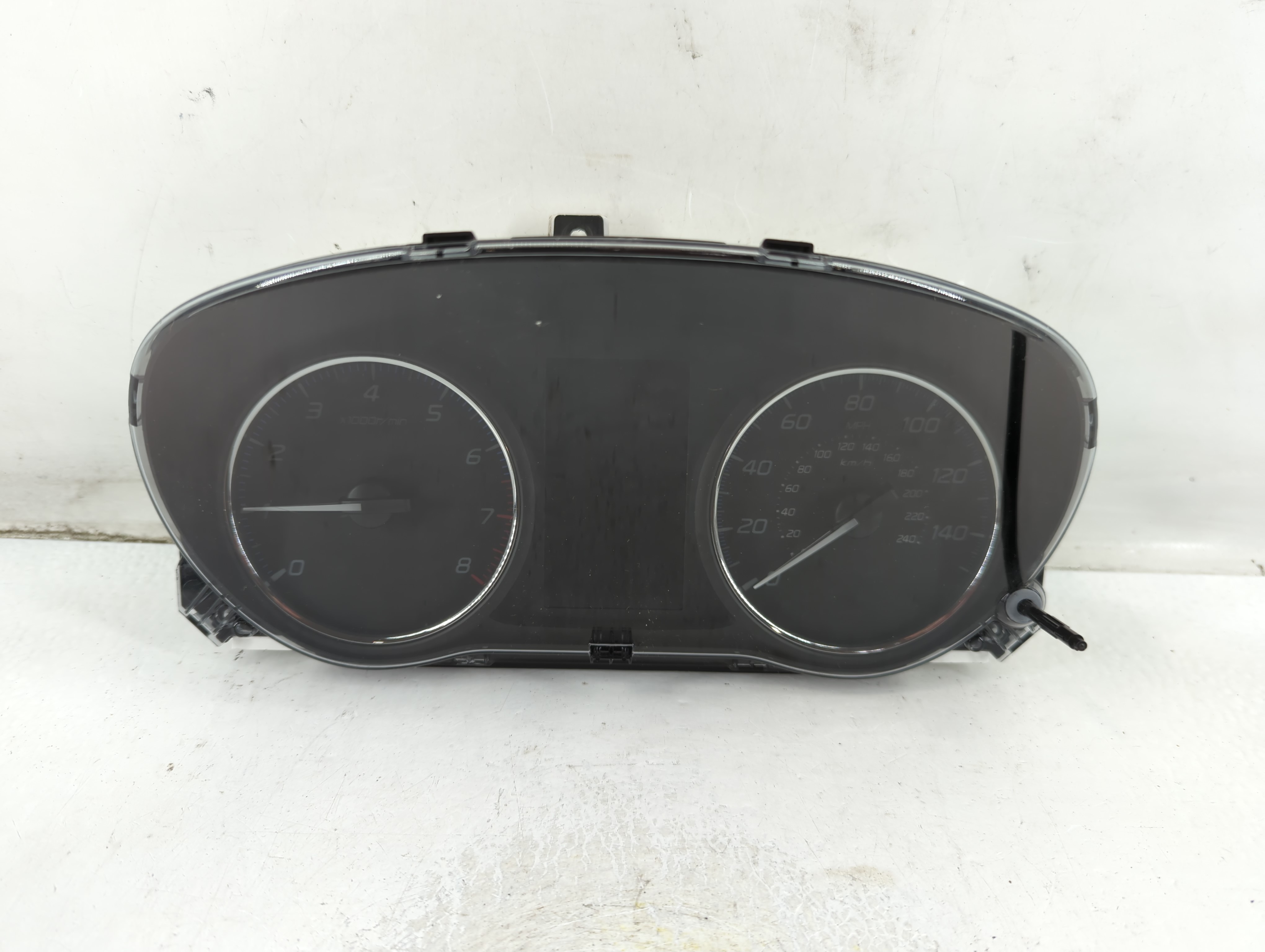 2016-2016 Mitsubishi Outlander Speedometer Instrument Cluster Gauges 907661 - Oemusedautoparts1.com