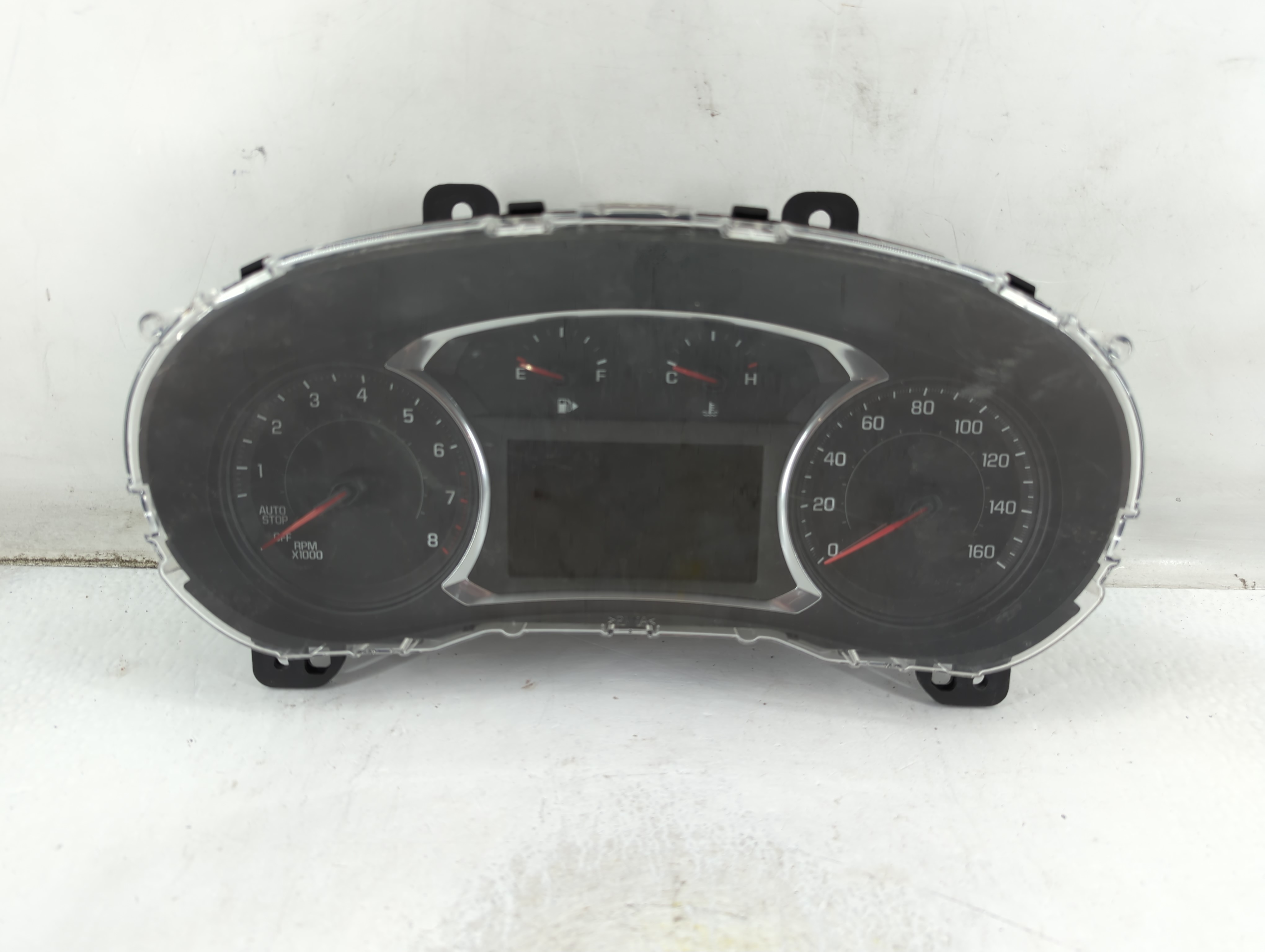 2017-2018 Chevrolet Malibu Speedometer Instrument Cluster Gauges 84265612 907724 - Oemusedautoparts1.com