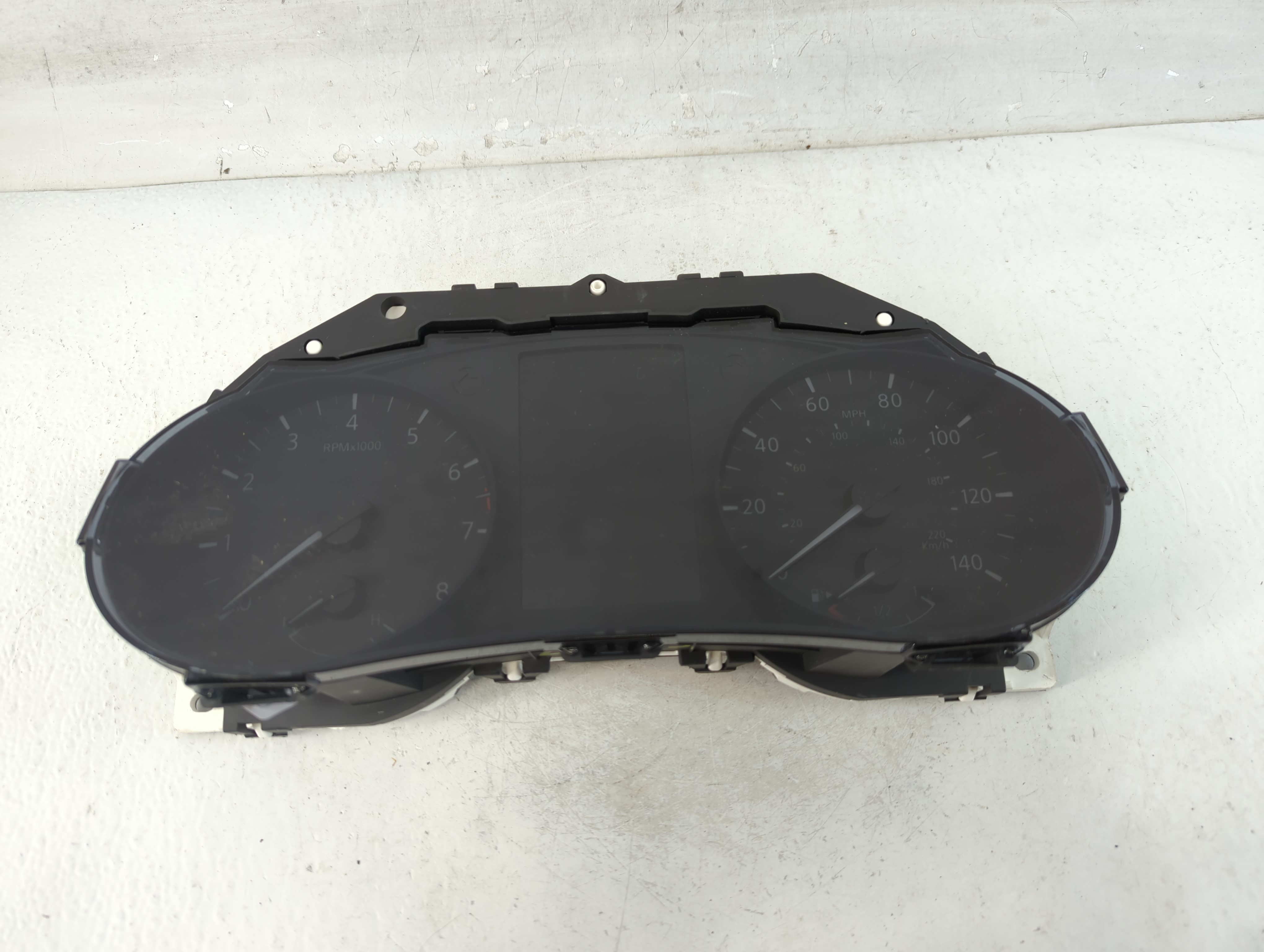 Picture of 2016-2016 Nissan Rogue Speedometer Instrument Cluster Gauges 907756