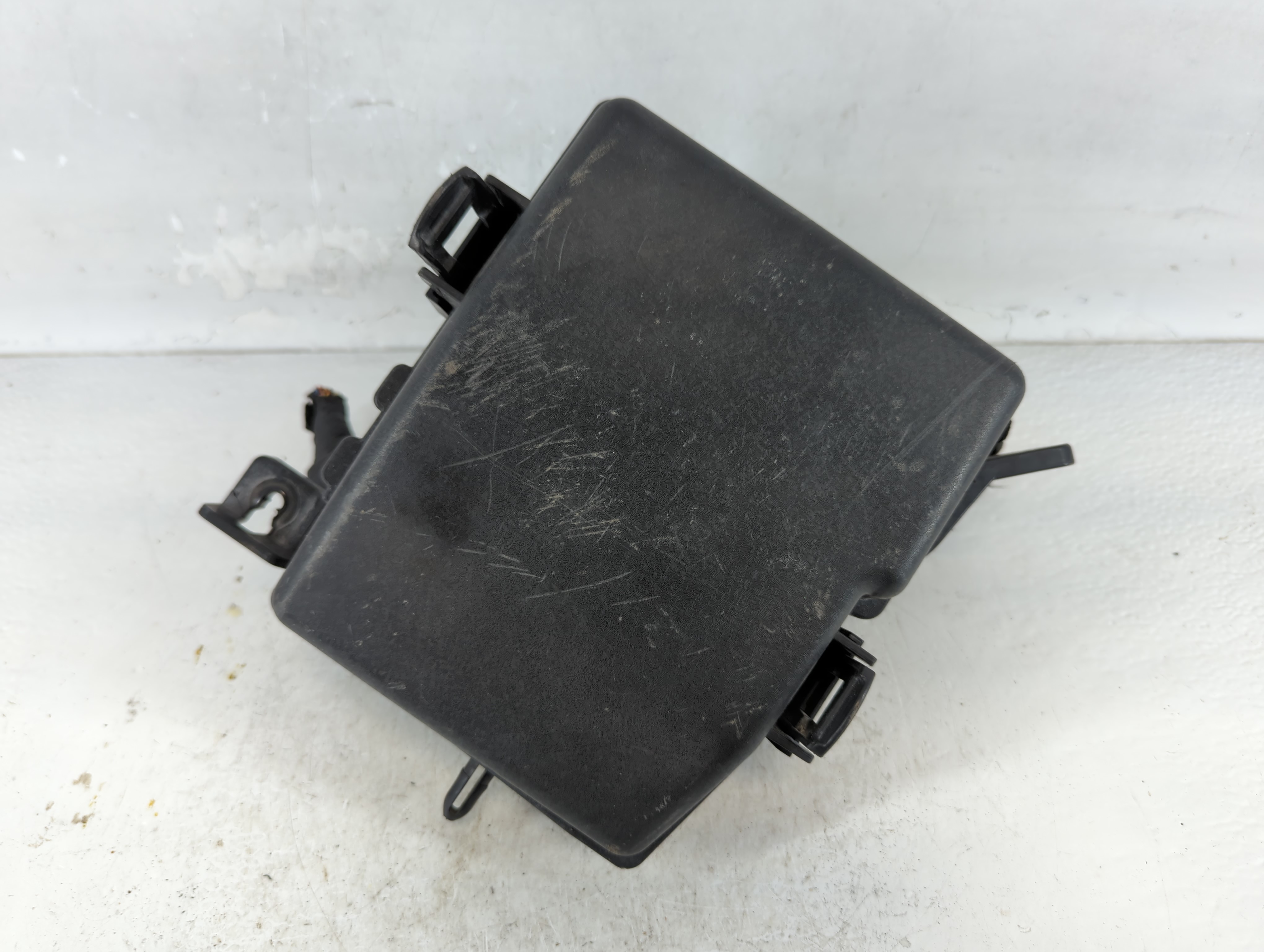 Picture of 2014-2015 Kia Optima Fusebox Fuse Box Relay Module 91955-2t730 907776