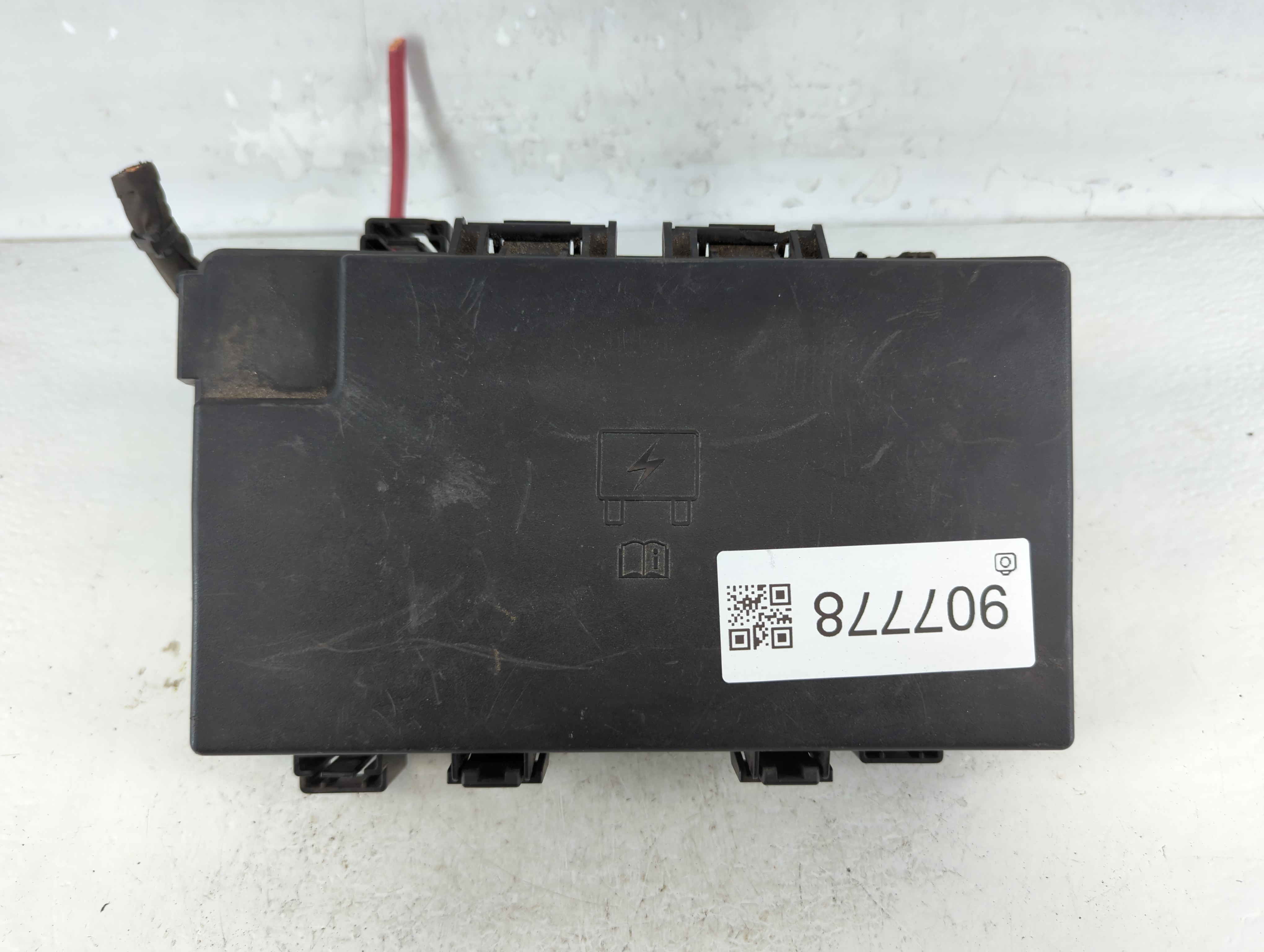Picture of 2015 Dodge Ram 1500 Fusebox Fuse Box Relay Module P68243257ab A 907778