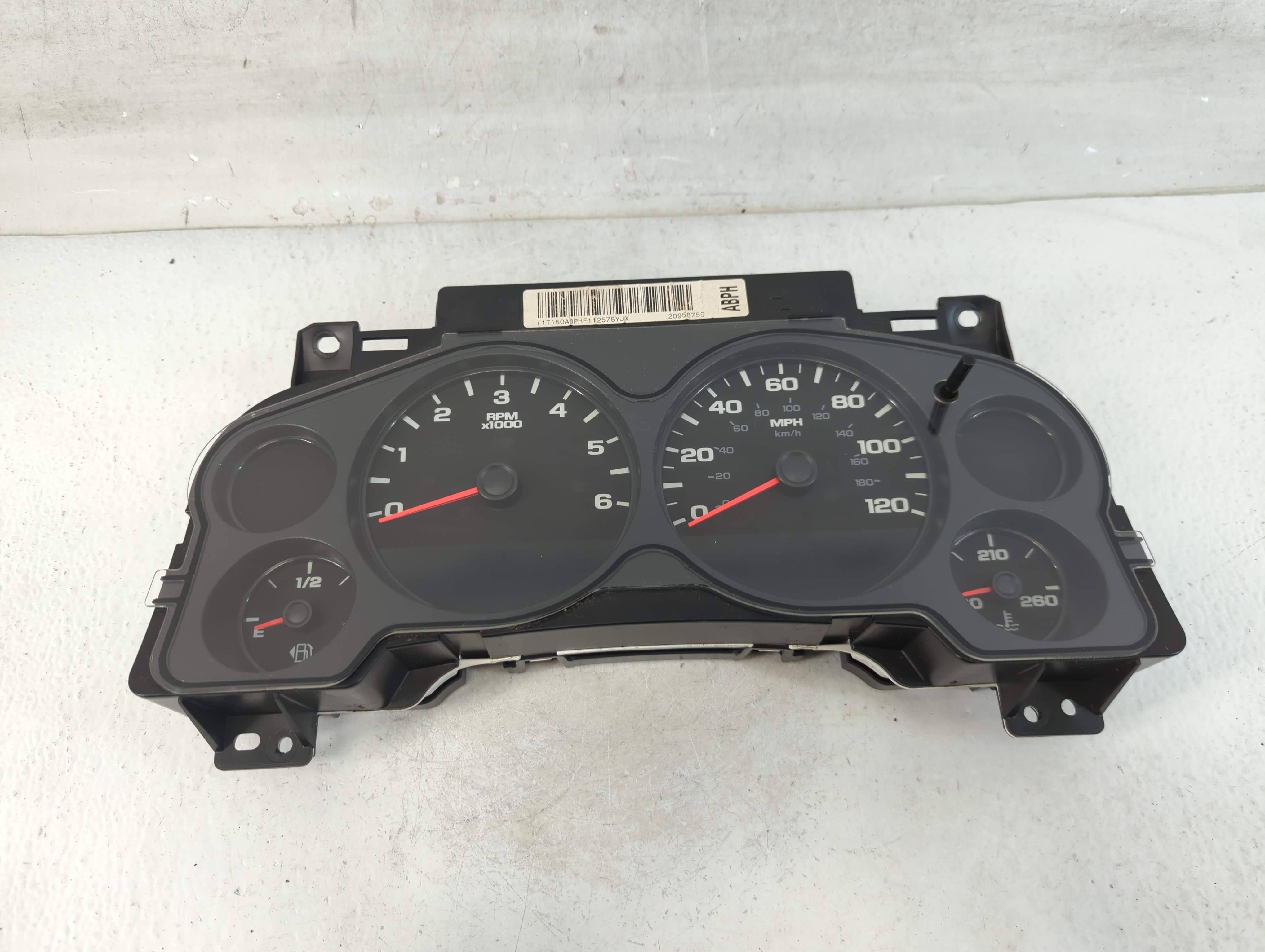 2012 Chevrolet Silverado 1500 Speedometer Instrument Cluster Gauges 907795 - Oemusedautoparts1.com