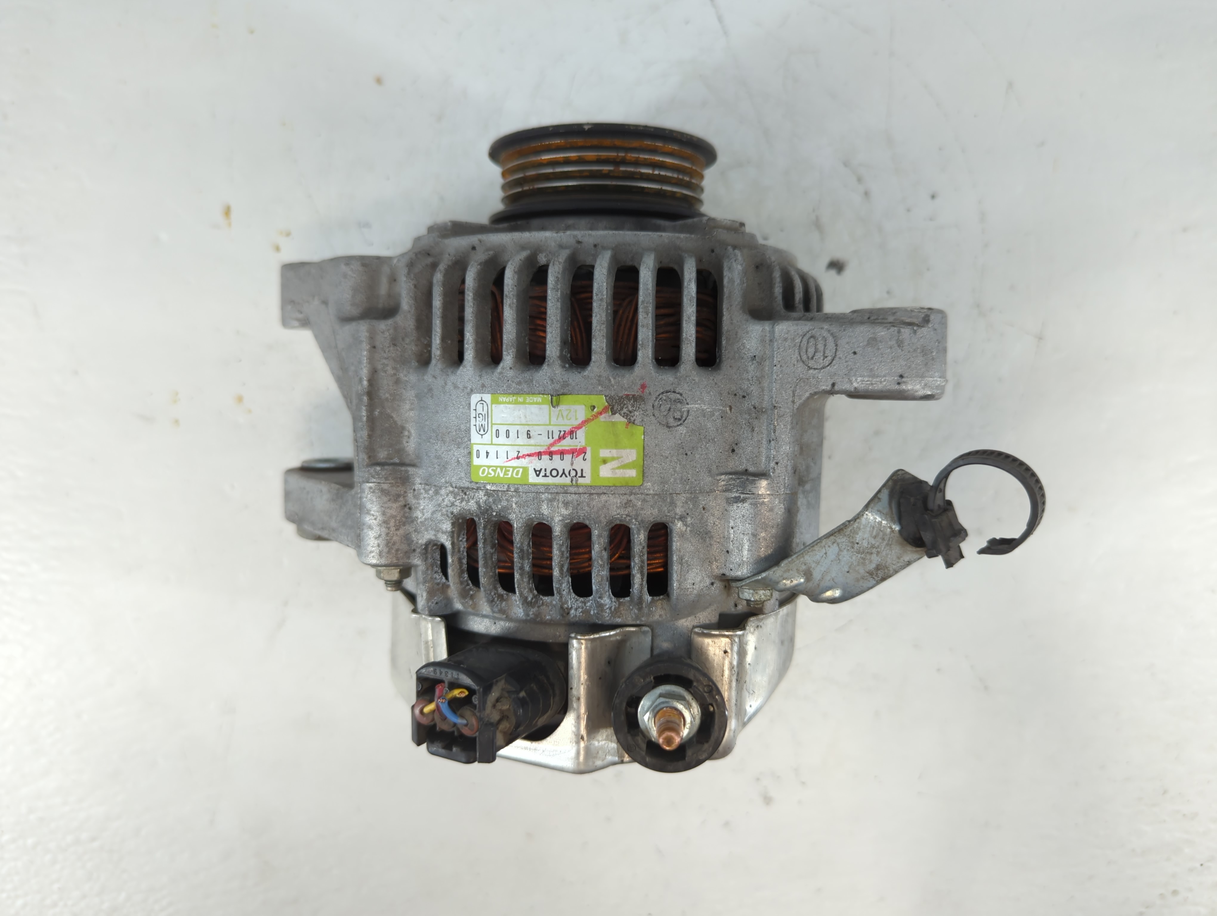 Picture of 2004-2006 Scion Xa Alternator Generator Charging Assembly Engine Oem 907799
