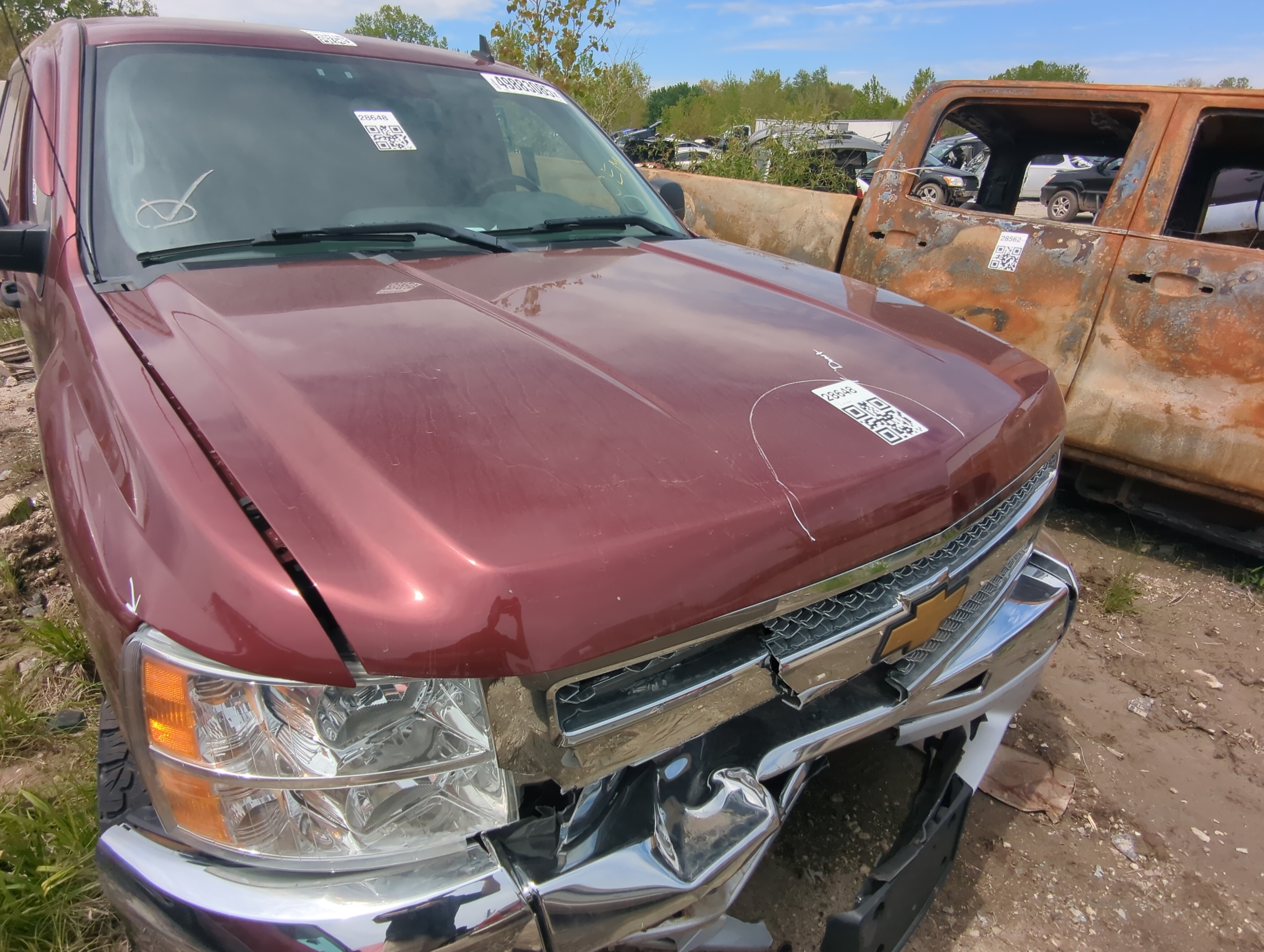 2007-2013 Chevrolet Silverado 1500 Hood Oem 908098 - Oemusedautoparts1.com