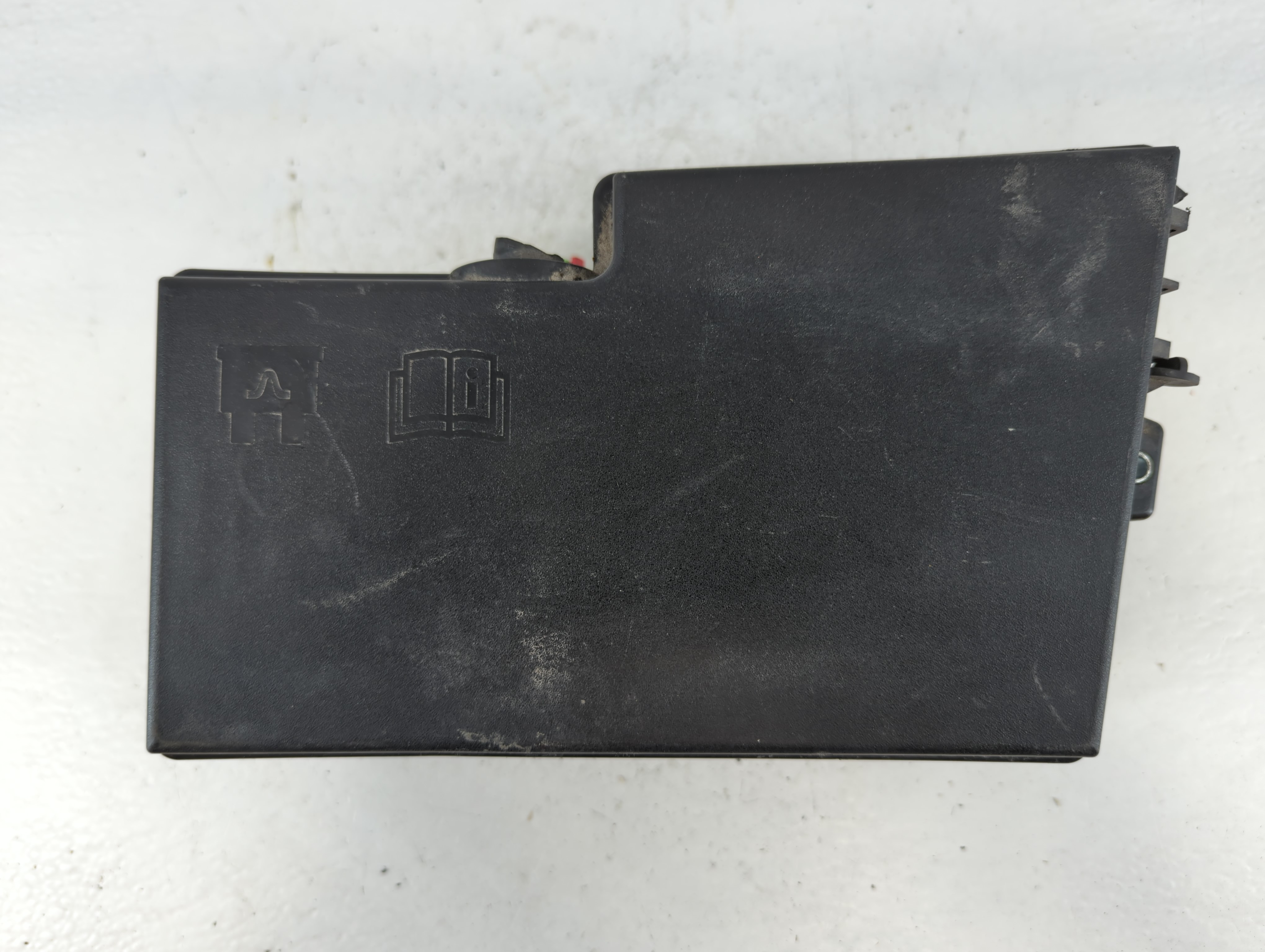 2019-2019 Ford Escape Fusebox Fuse Box Relay Module 908113 - Oemusedautoparts1.com