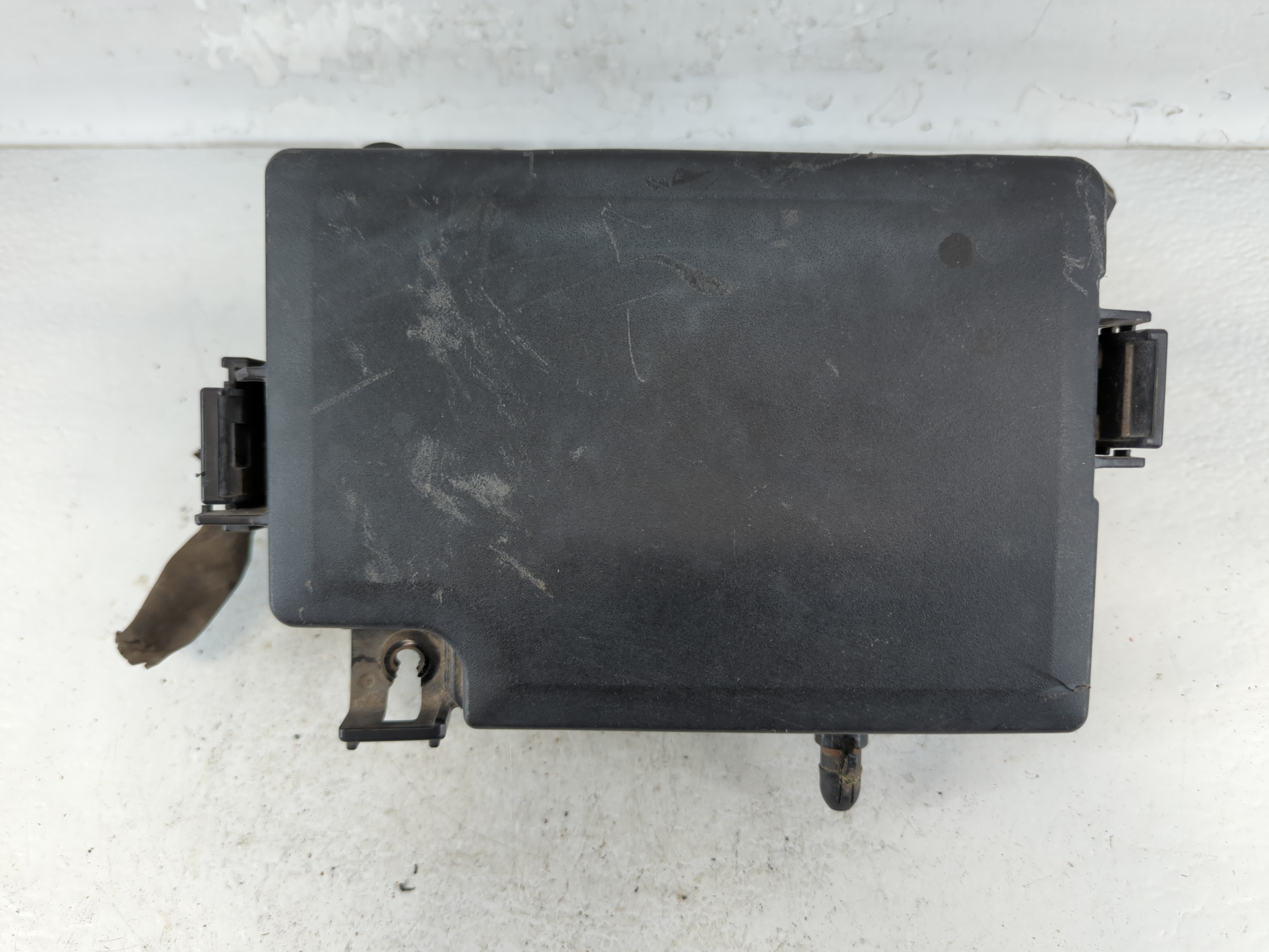 2017-2017 Hyundai Elantra Fusebox Fuse Box Relay Module 91956-f2021 908115 - Oemusedautoparts1.com