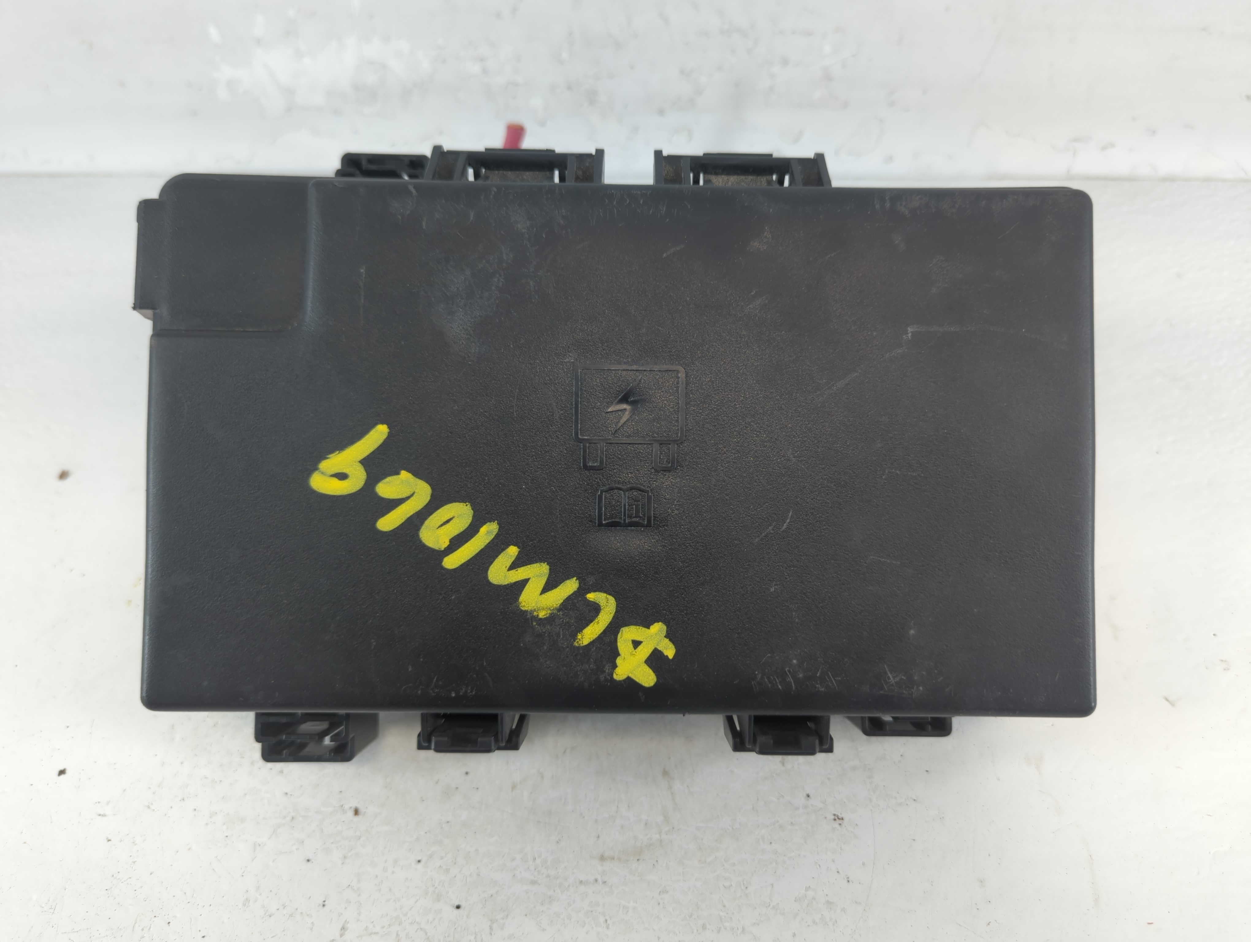 Picture of 2016 Dodge Ram 1500 Fusebox Fuse Box Relay Module P68258527aa 908122