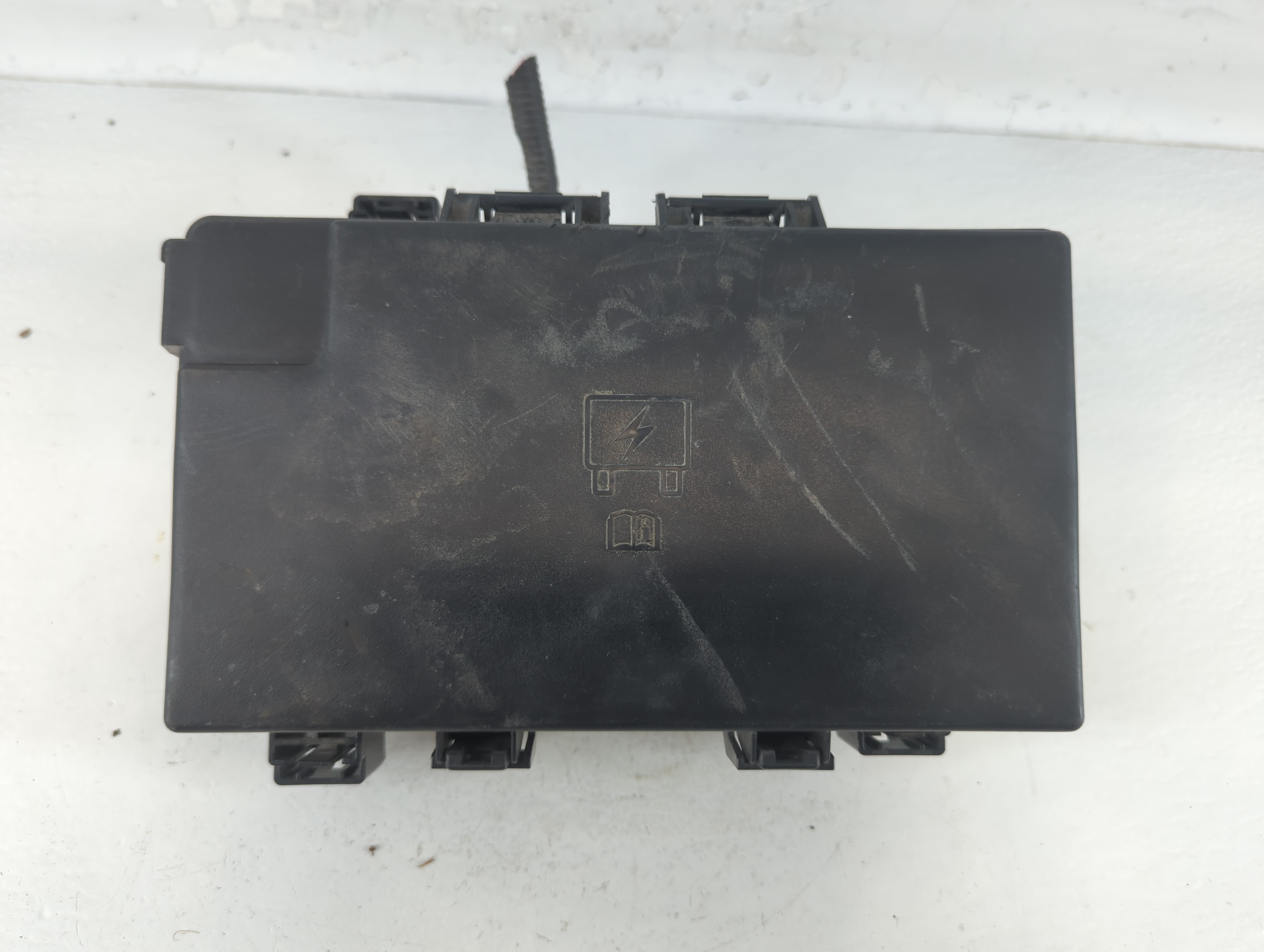 Picture of 2015 Dodge Ram 1500 Fusebox Fuse Box Relay Module P68322373ad 908127