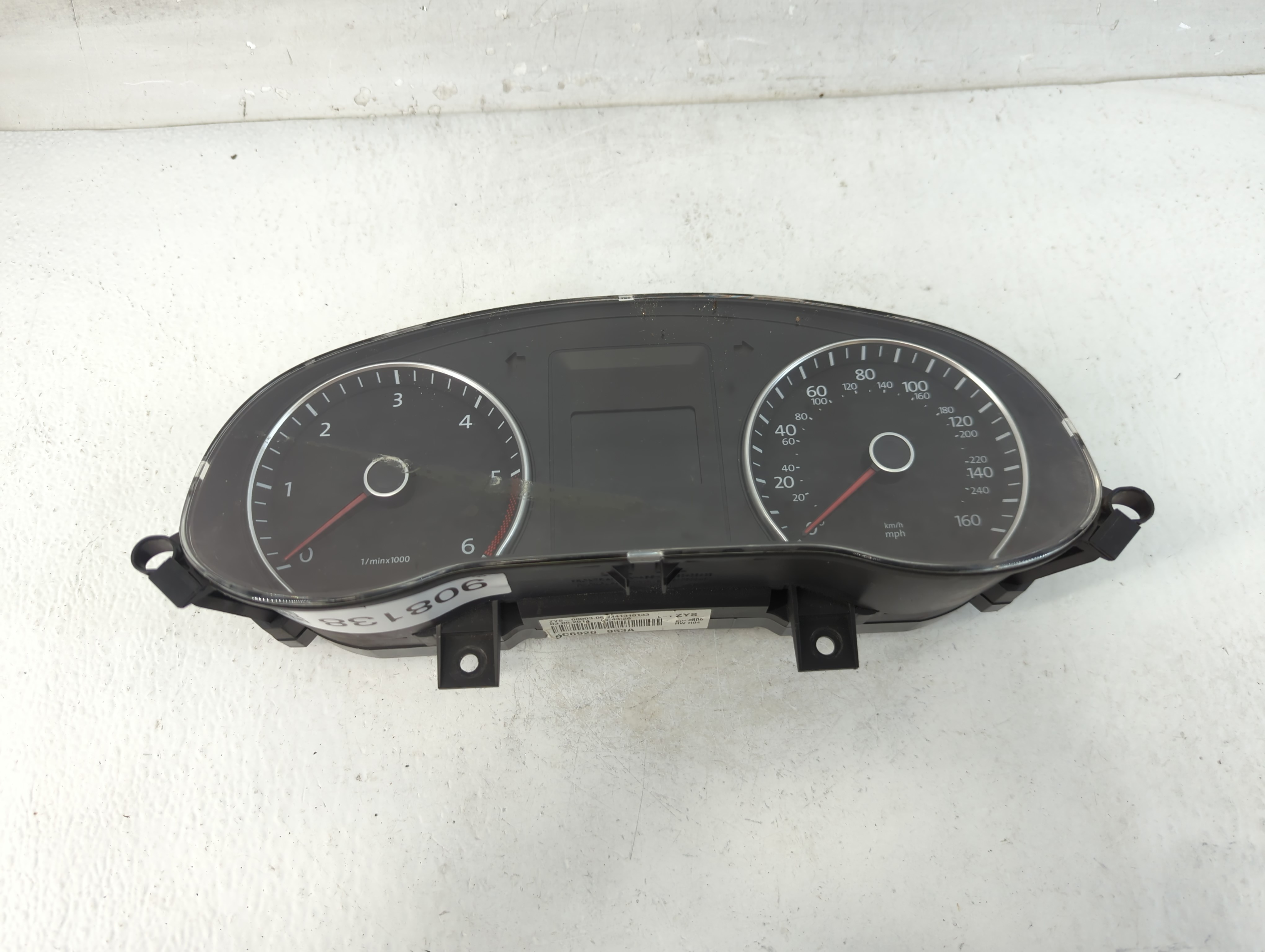 Picture of 2014 Volkswagen Jetta Speedometer Instrument Cluster Gauges 5c6920 953a 908138