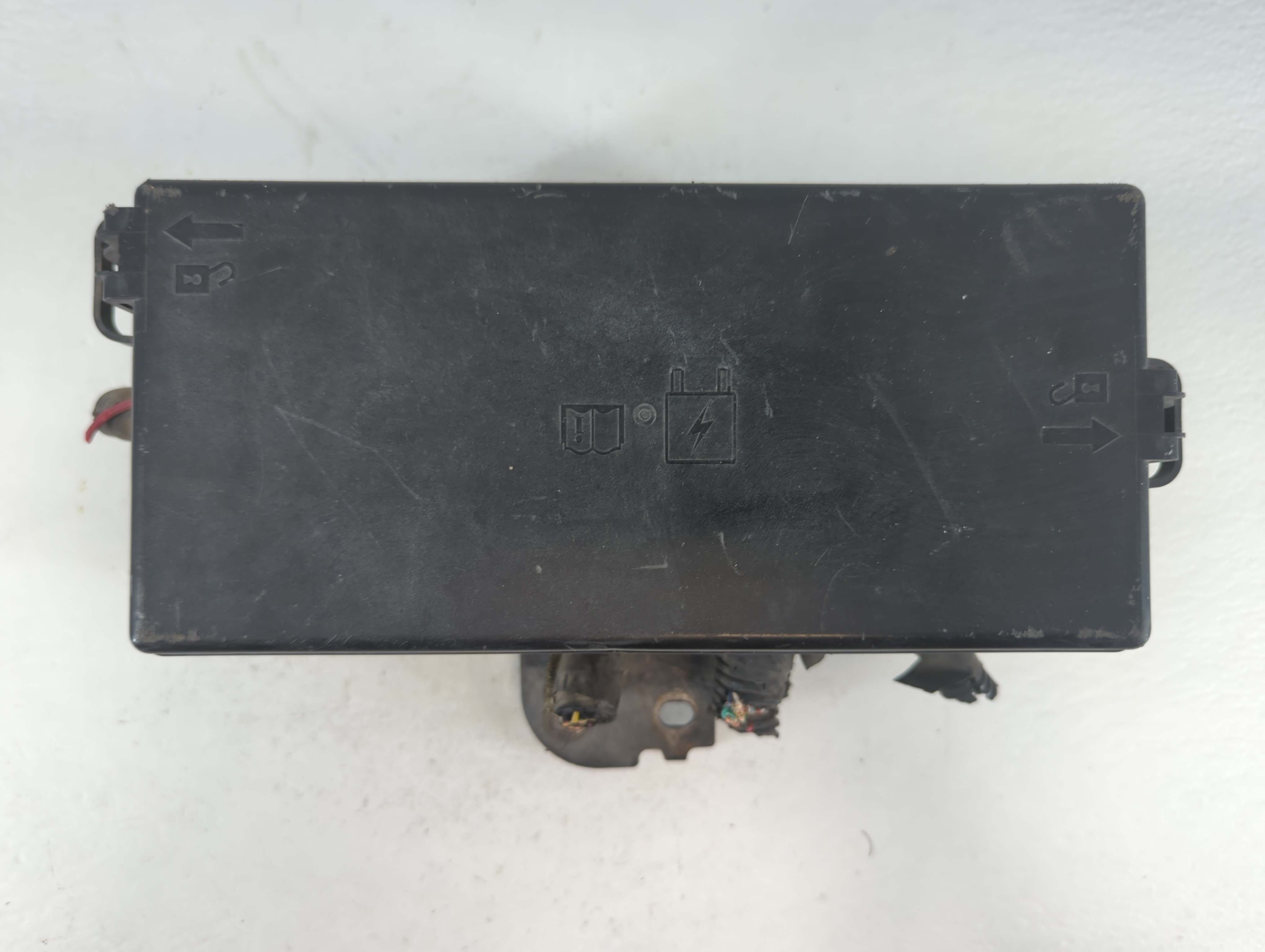 2007-2008 Ford Mustang Fusebox Fuse Box Relay Module 4r3t-14536-ad 908172 - Oemusedautoparts1.com