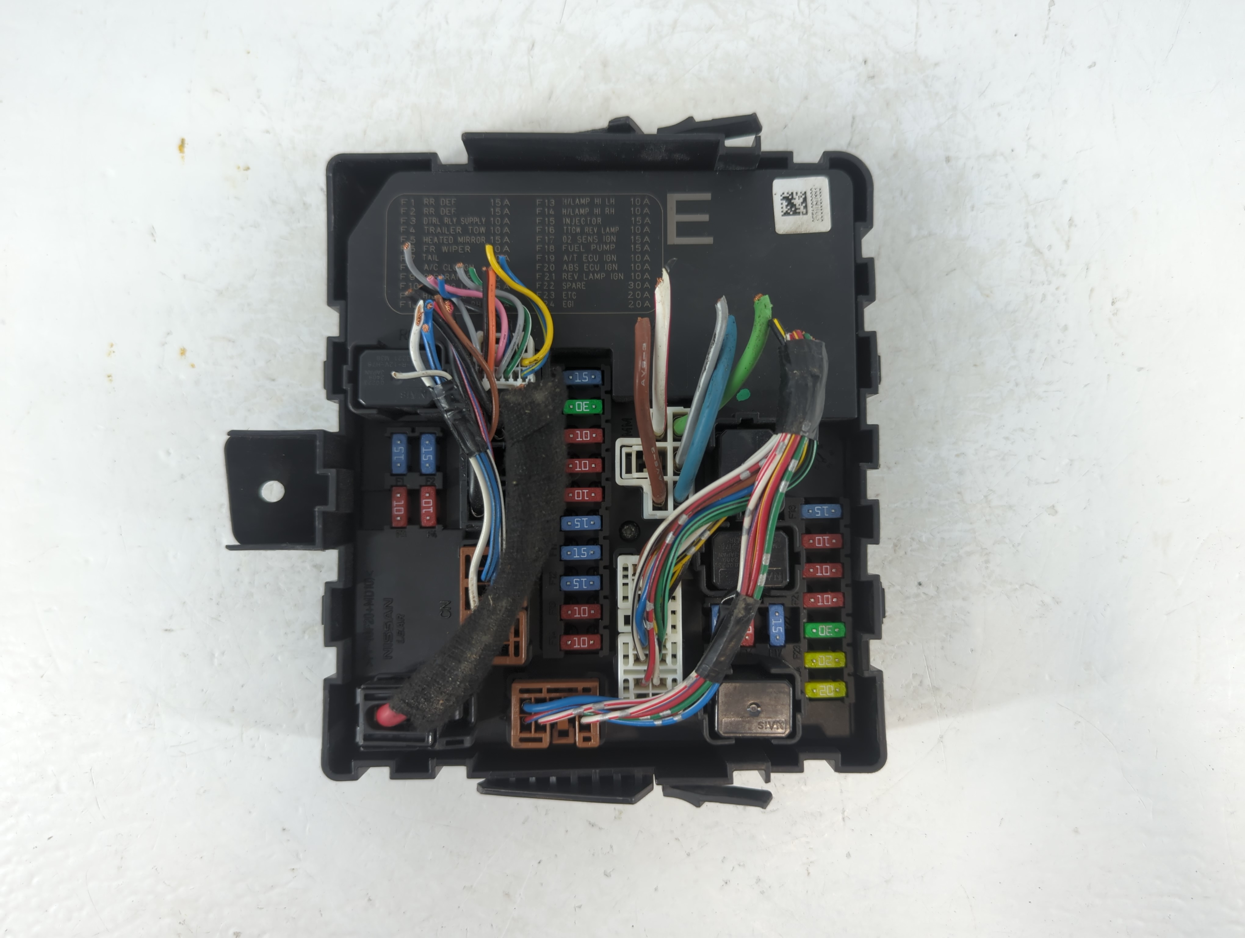 Picture of 2008-2012 Nissan Armada Fusebox Fuse Box Relay Module 284b7 Ze03b 908178
