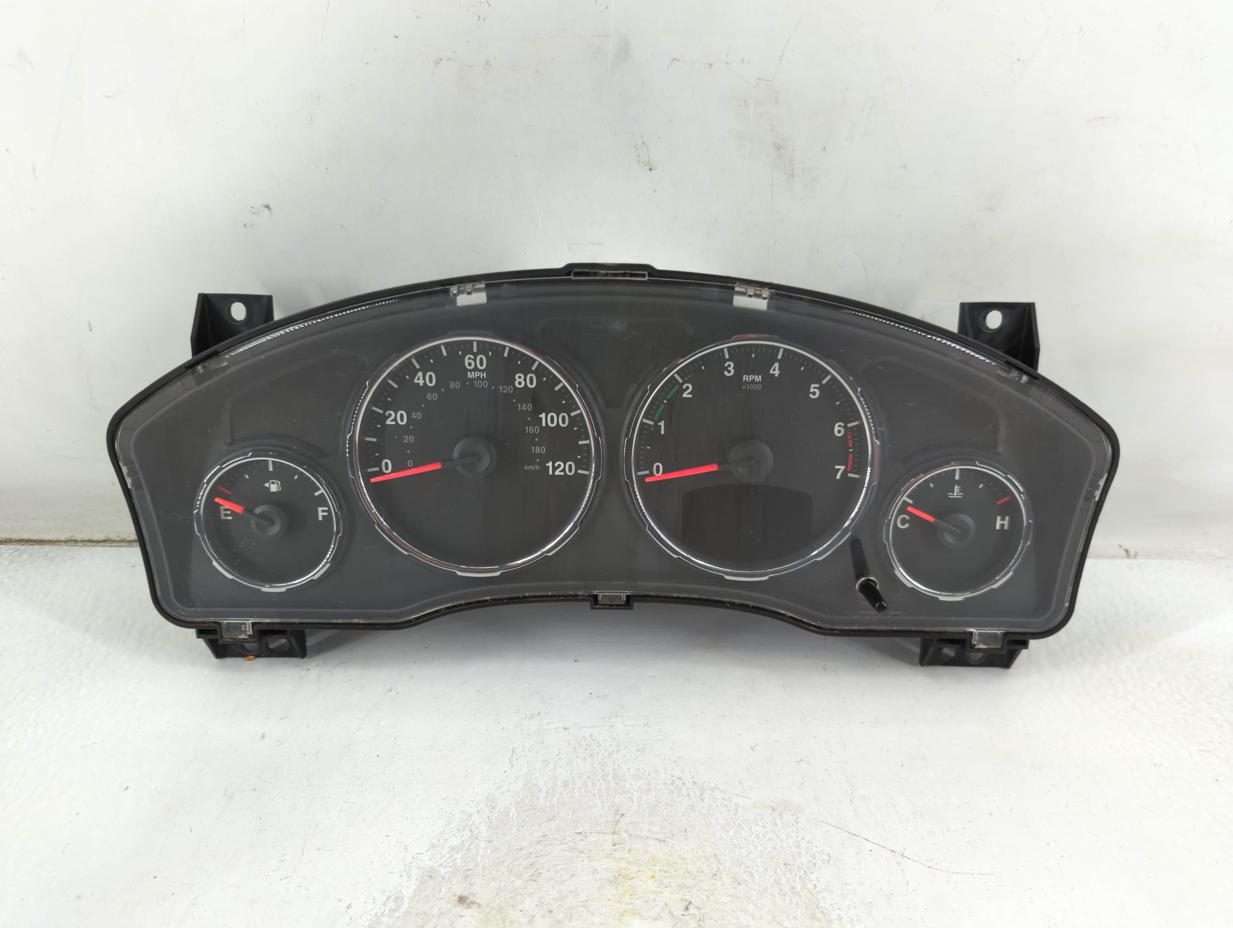 2012-2012 Jeep Liberty Speedometer Instrument Cluster Gauges P05172920ae 908194 - Oemusedautoparts1.com