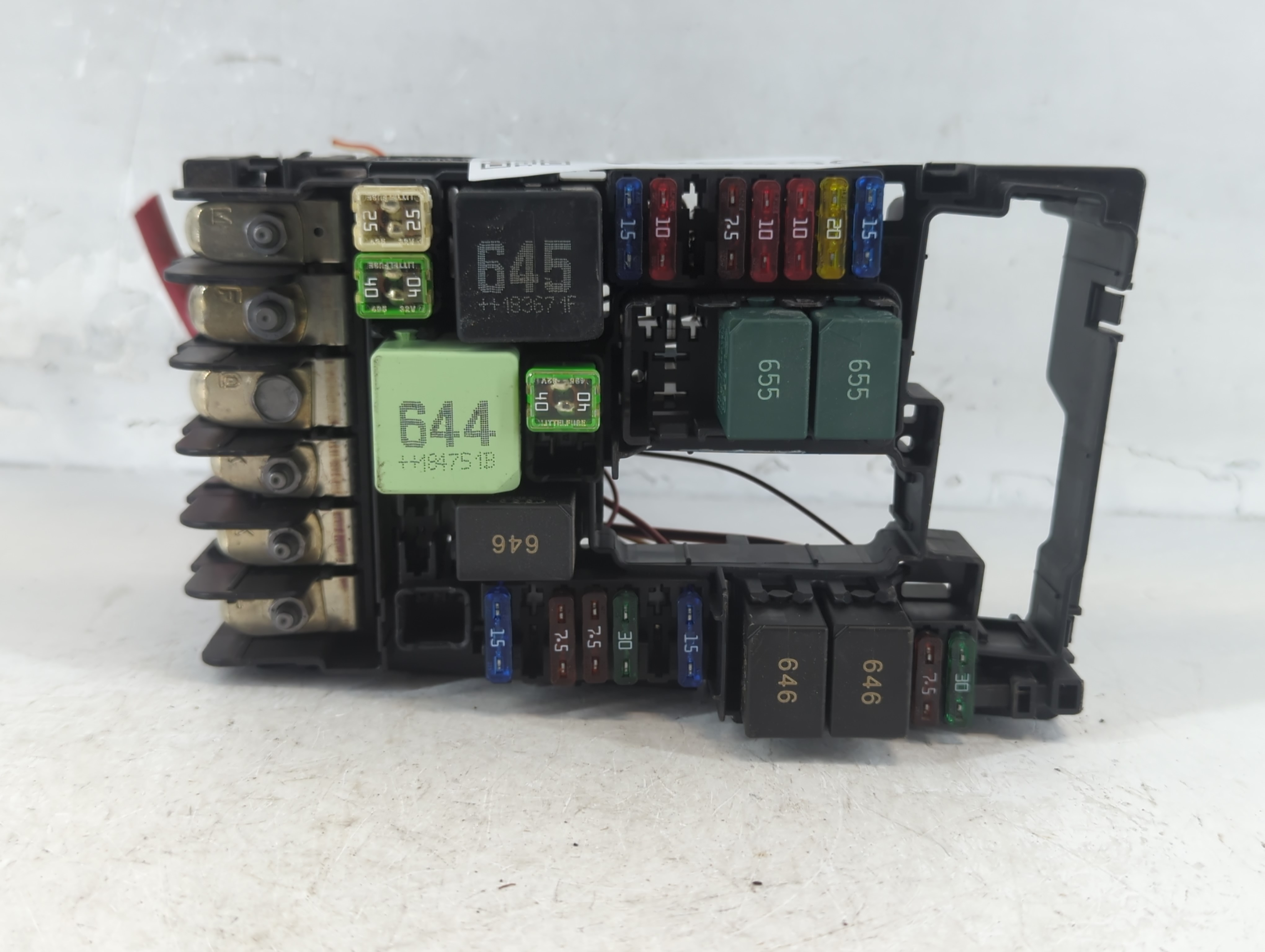 2019-2021 Volkswagen Jetta Fusebox Fuse Box Relay Module Tab 016 331 Ah 908206 - Oemusedautoparts1.com