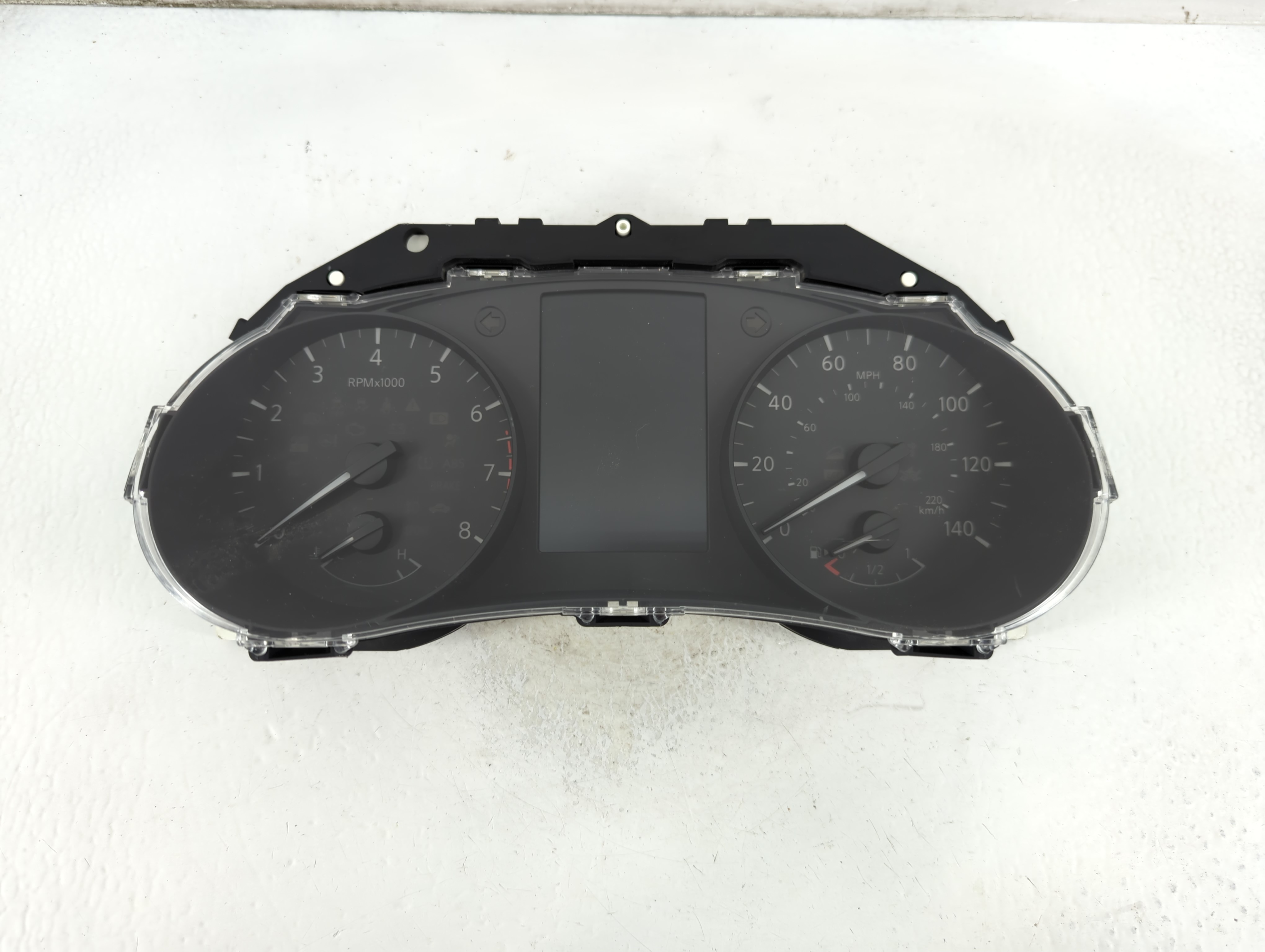 2018-2018 Nissan Rogue Speedometer Instrument Cluster Gauges 5hr0a/l7g8 908332 - Oemusedautoparts1.com