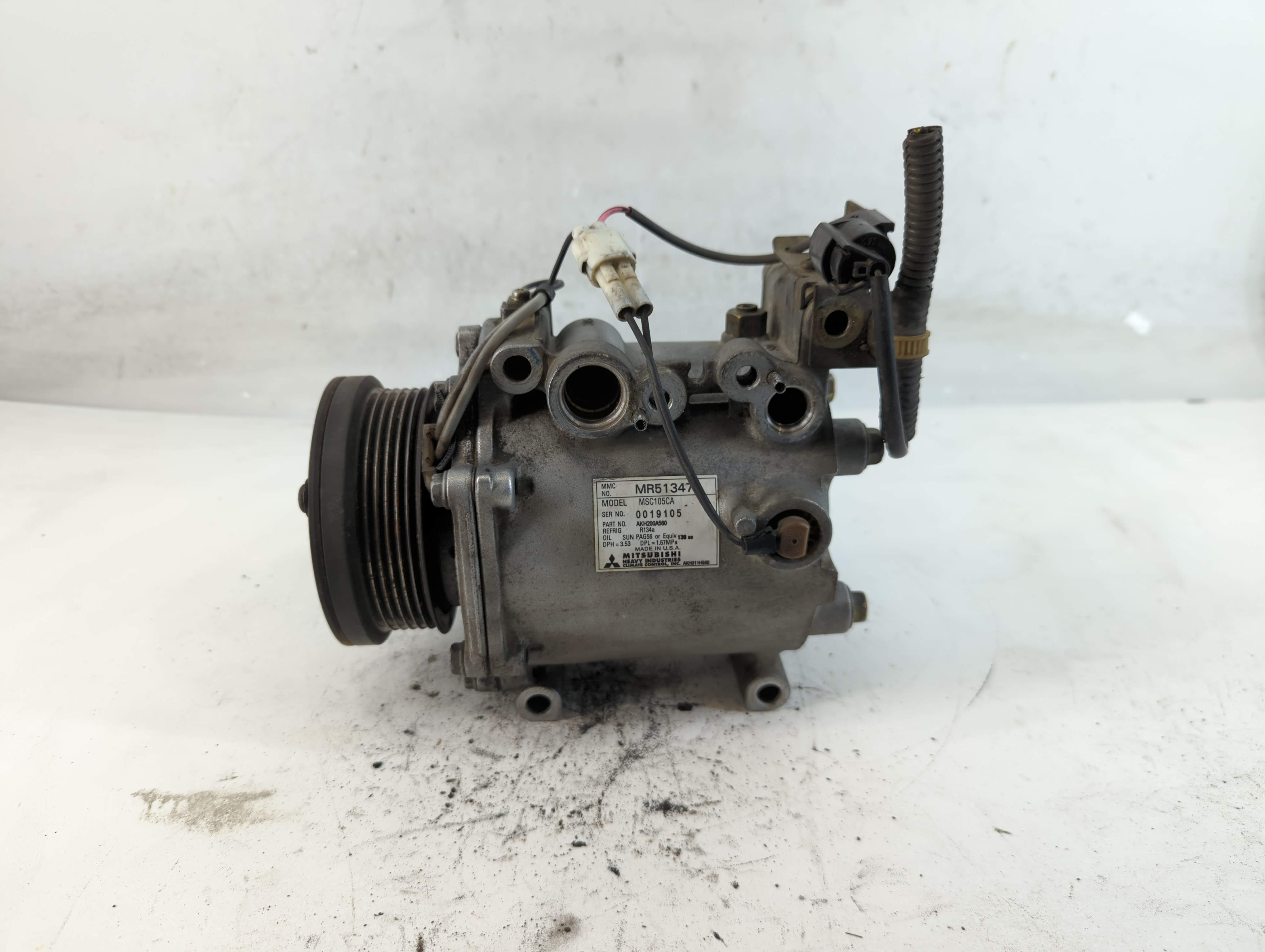 Picture of 2004-2011 Mitsubishi Endeavor Air Conditioning A/c Ac Compressor Oem 908338