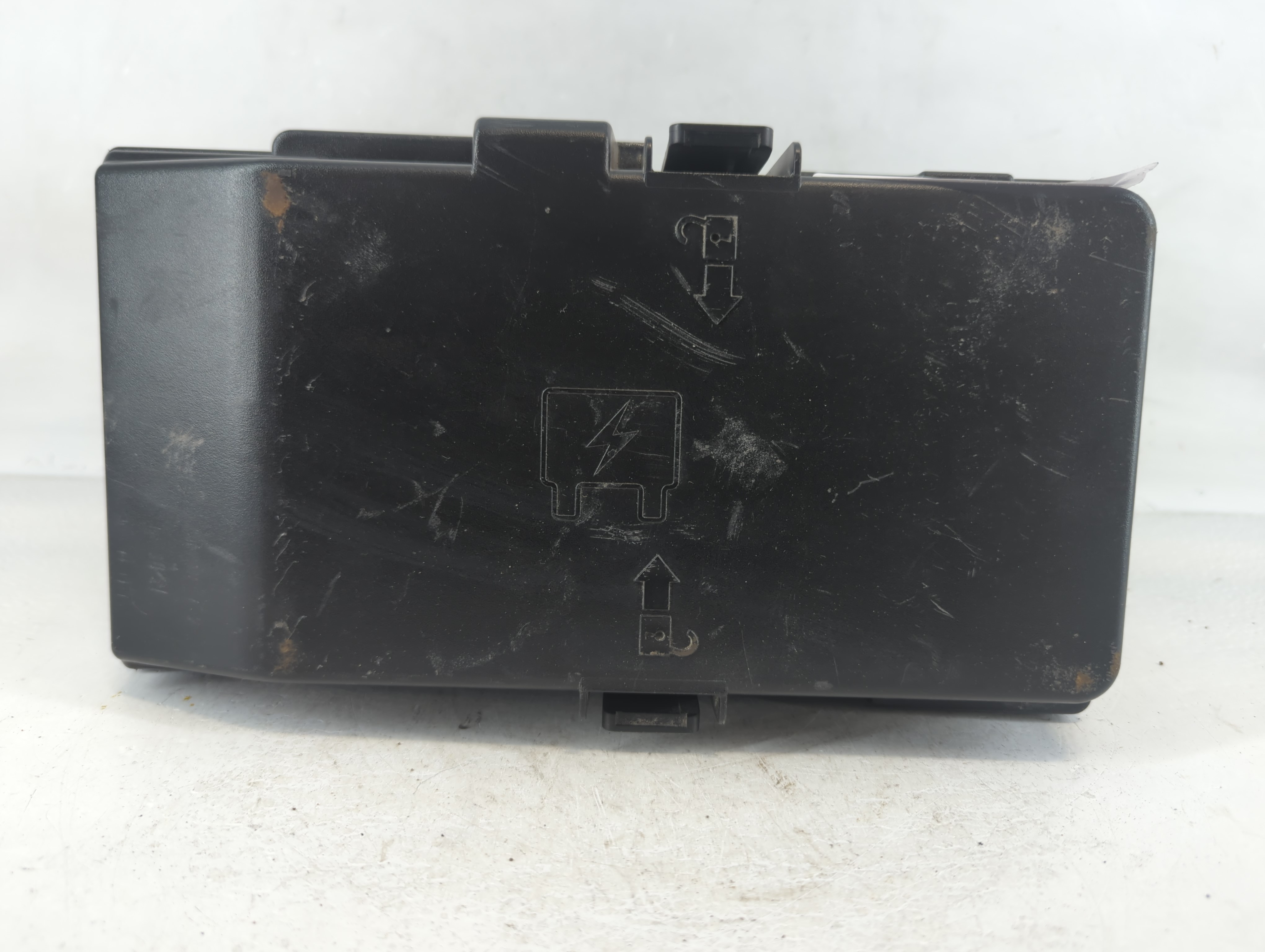 2016-2017 Chrysler 200 Fusebox Fuse Box Relay Module 68263031aa|529170 908345 - Oemusedautoparts1.com