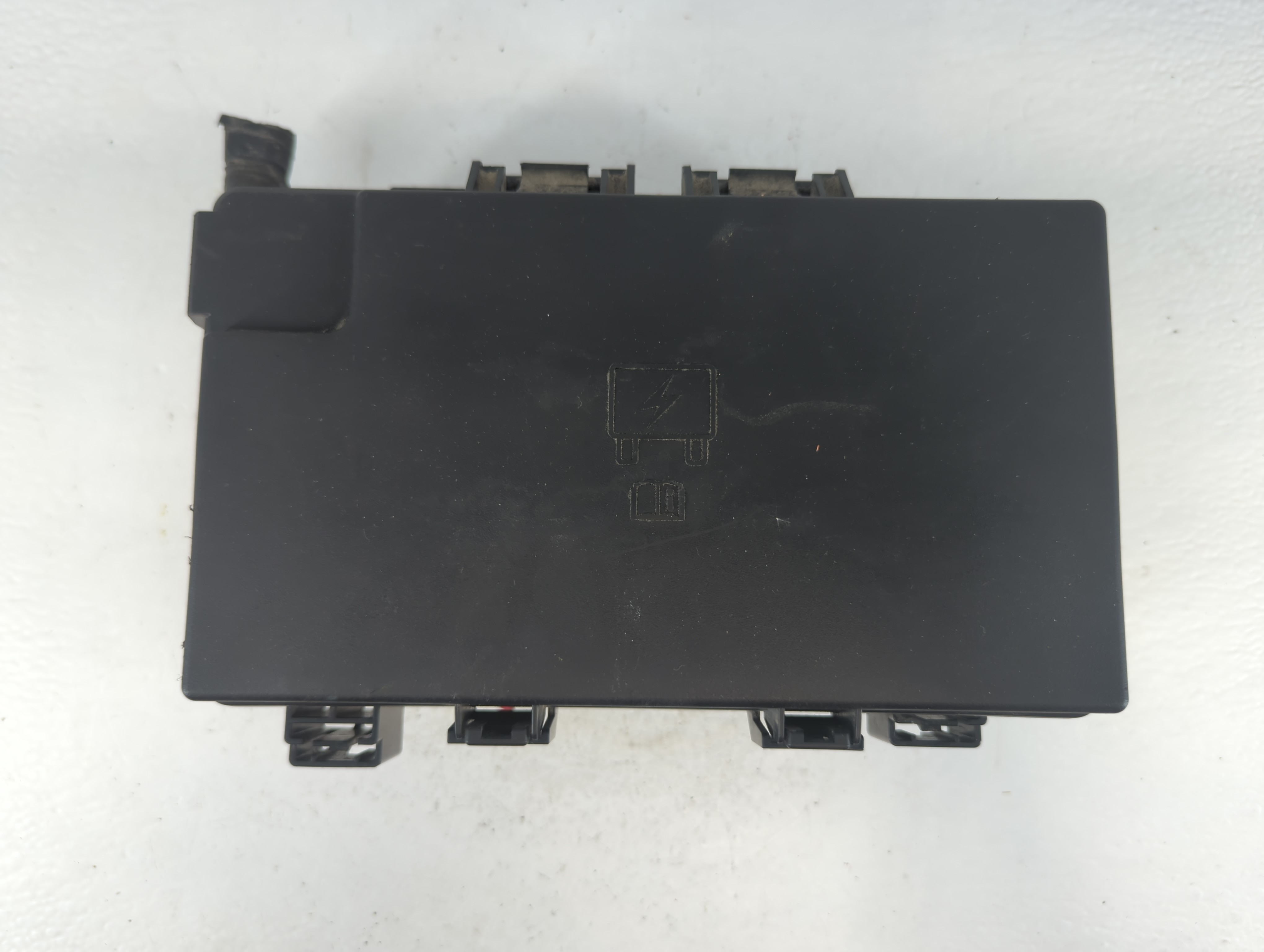 2020 Jeep Grand Cherokee Fusebox Fuse Box Relay Module P68425203ab 908350 - Oemusedautoparts1.com