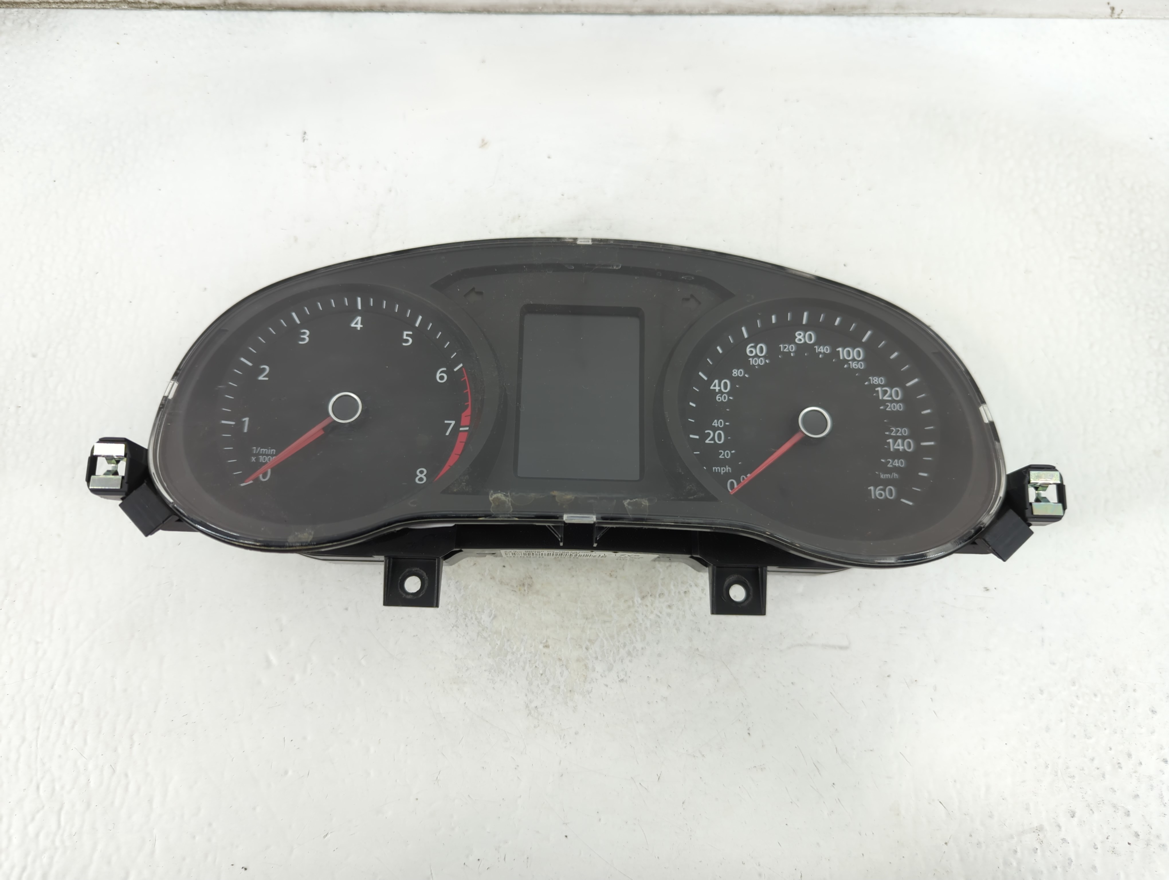 2015-2017 Volkswagen Jetta Speedometer Instrument Cluster Gauges 908356 - Oemusedautoparts1.com