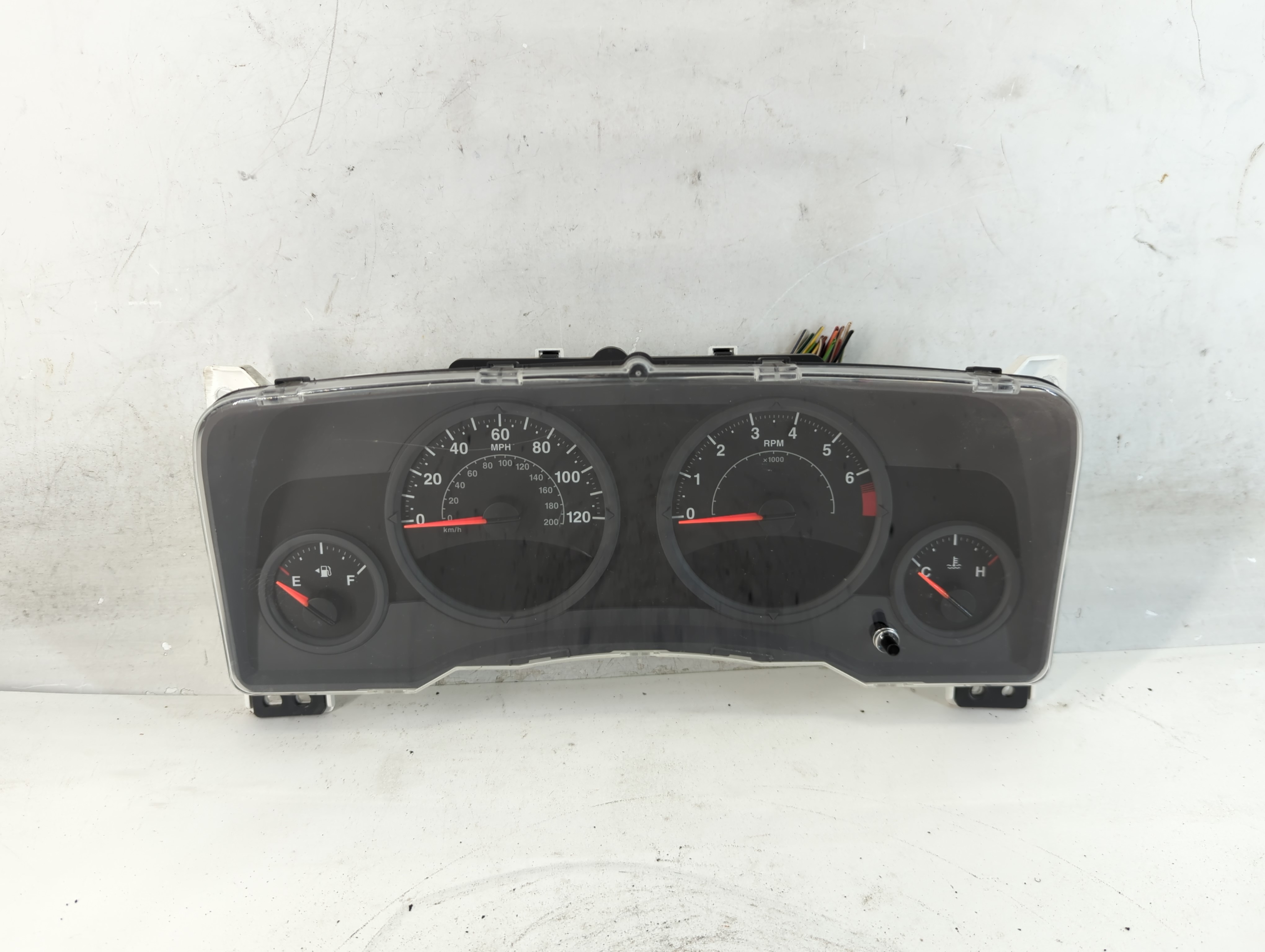 2007-2007 Jeep Compass Speedometer Instrument Cluster Gauges 908368 - Oemusedautoparts1.com