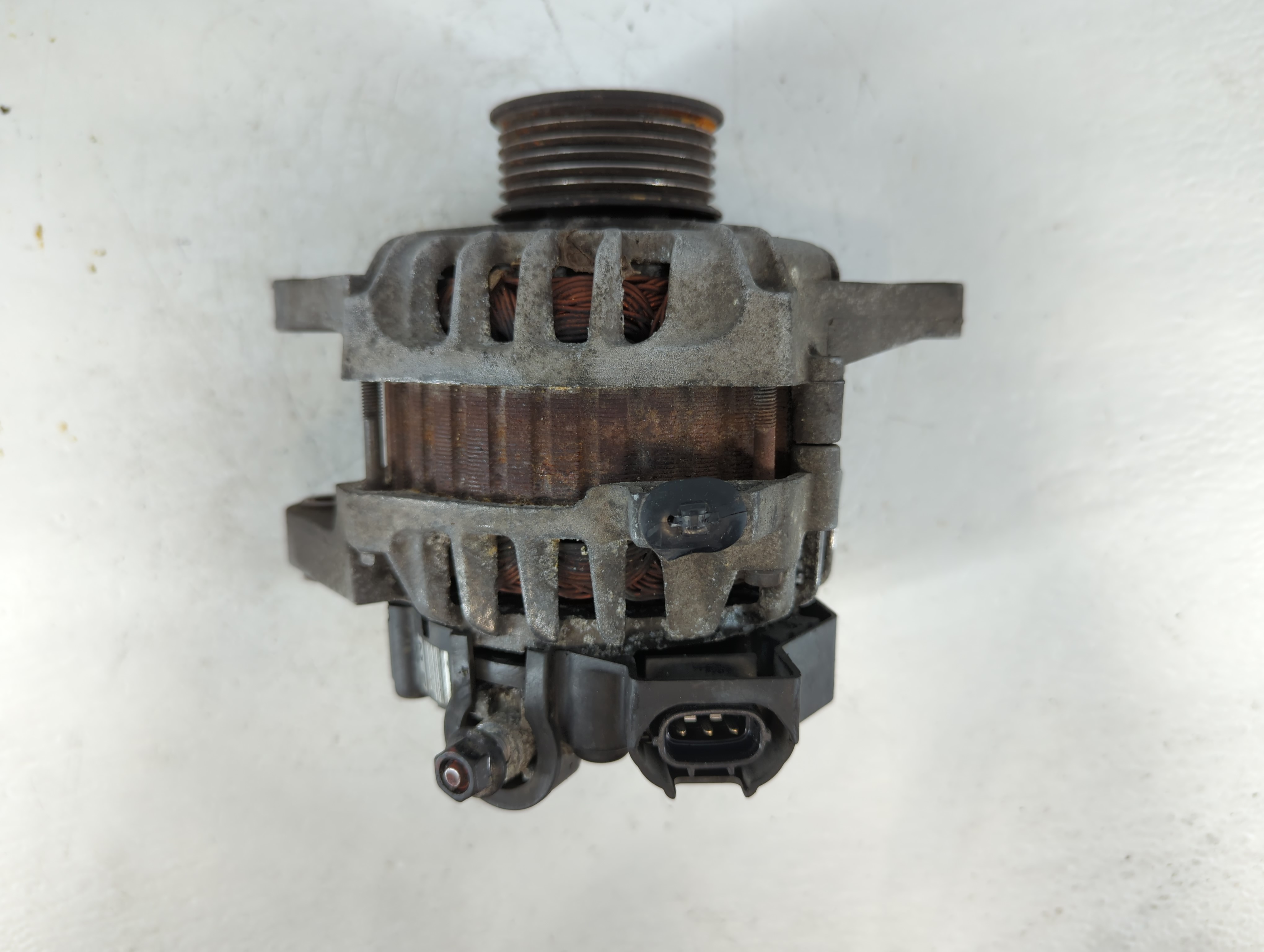 2012 Hyundai Accent Alternator Generator Charging Assembly Engine Oem 908484 - Oemusedautoparts1.com