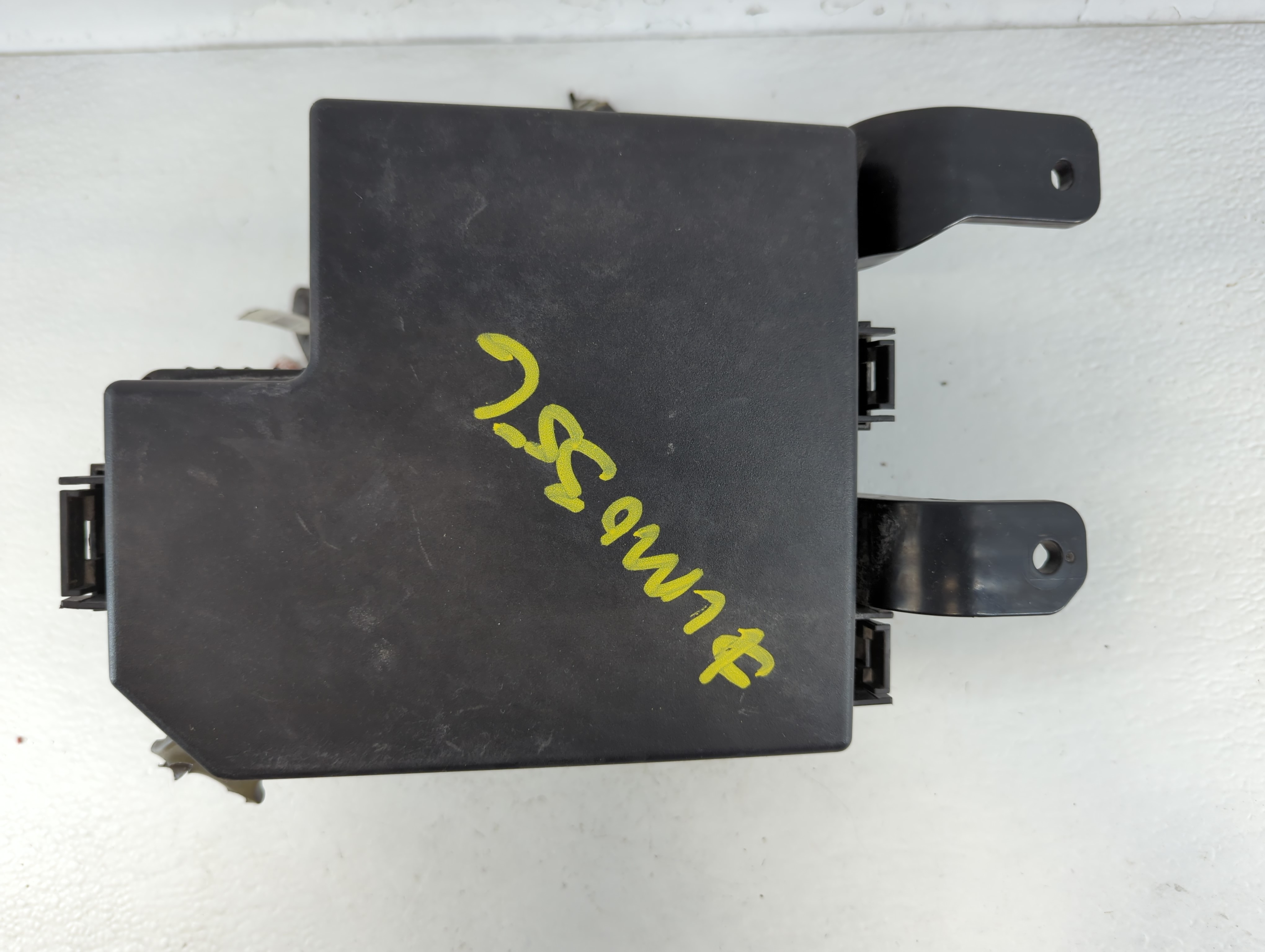 2011-2013 Kia Sorento Fusebox Fuse Box Relay Module 91851-1u100 908502 - Oemusedautoparts1.com