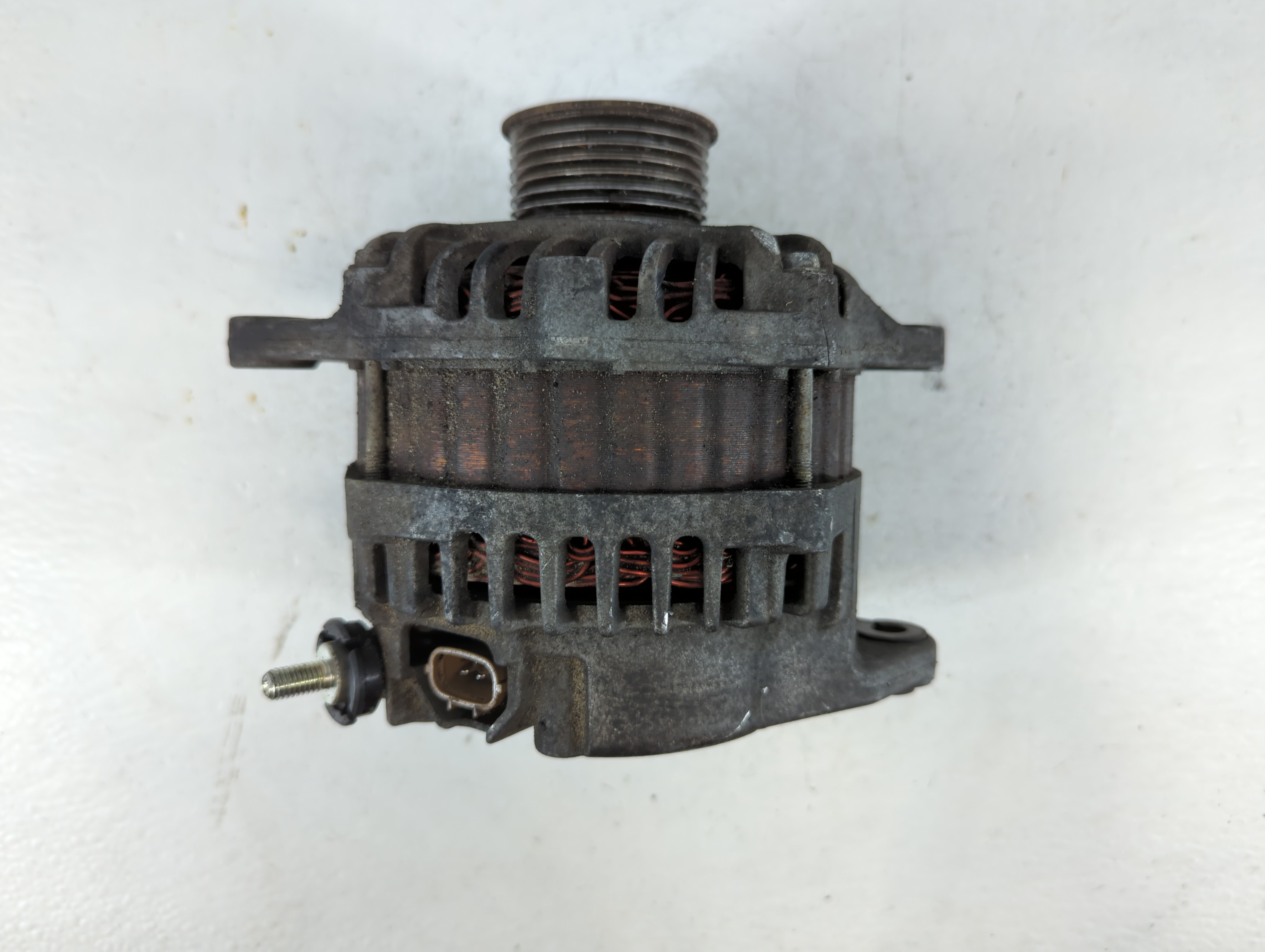 Picture of 2017 Nissan Pathfinder Alternator Generator Charging Assembly Engine Oem 908545