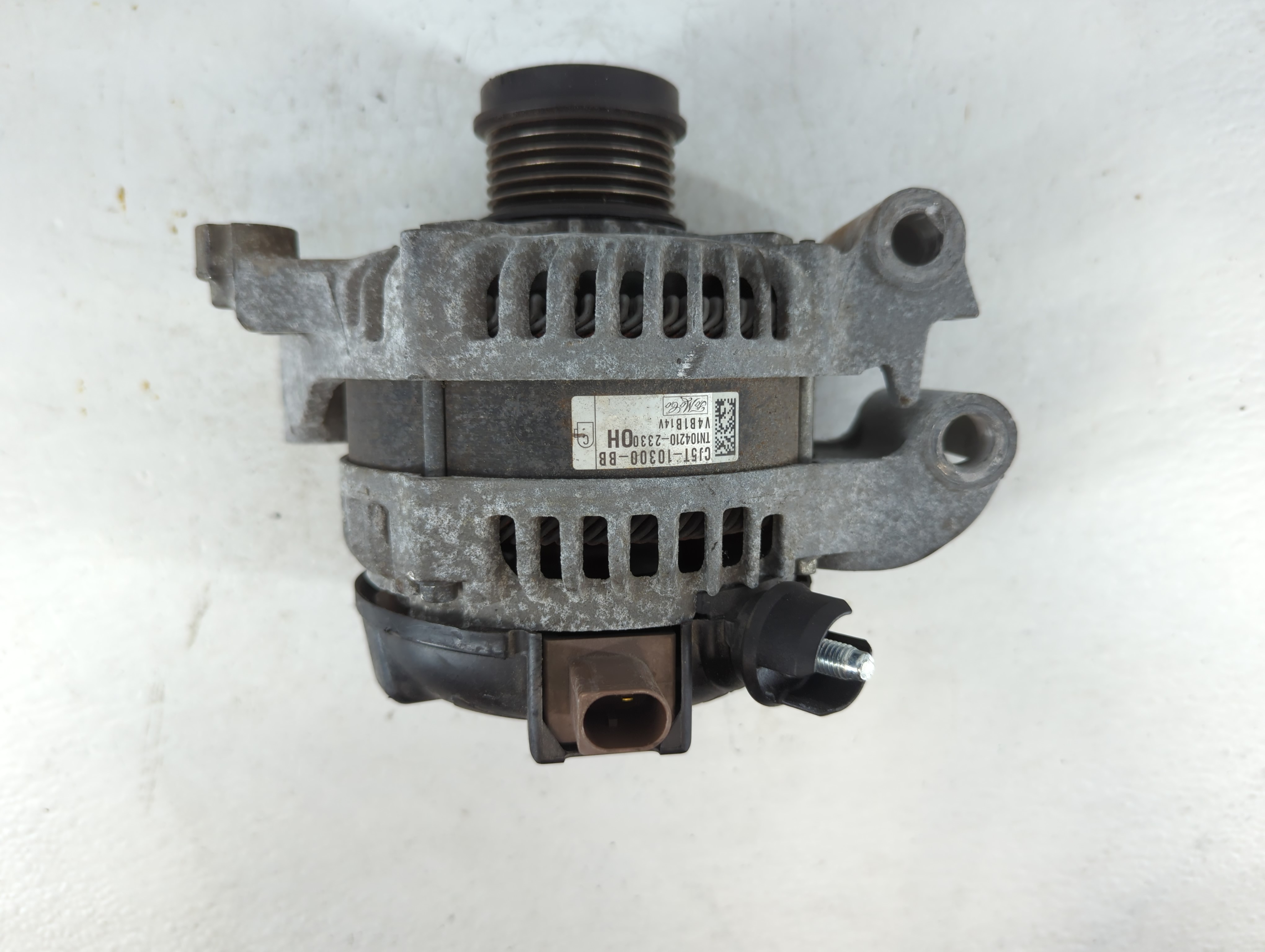 2013-2019 Ford Escape Alternator Generator Charging Assembly Engine Oem 908610 - Oemusedautoparts1.com