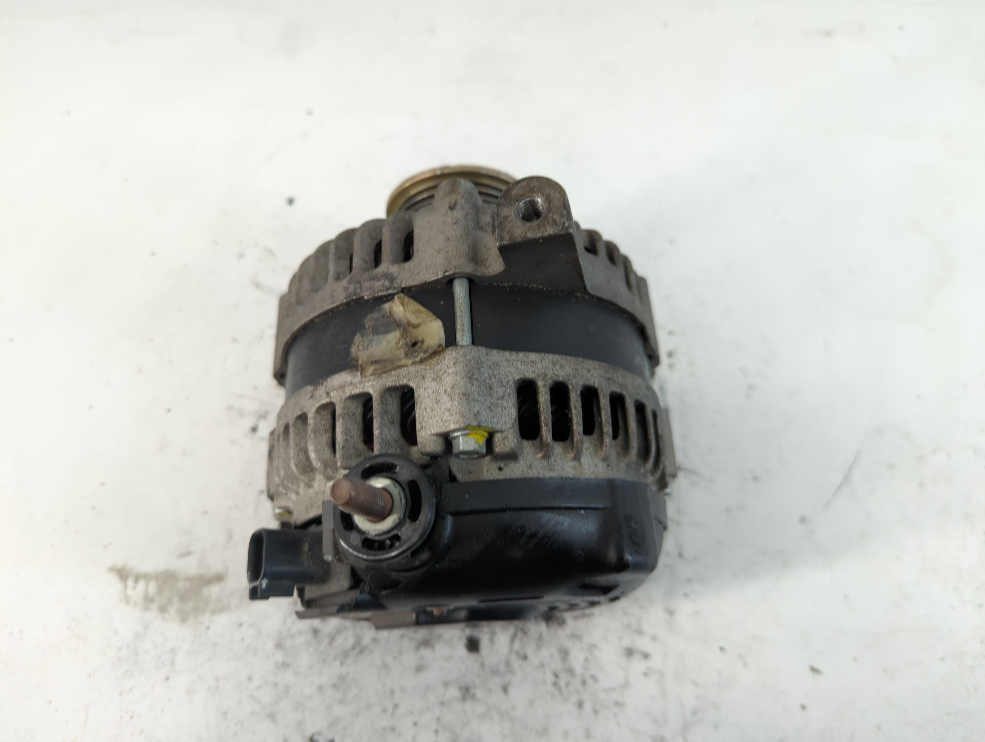 2008 Chrysler Town & Country Alternator Generator Charging Assembly Engine Oem 908613 - Oemusedautoparts1.com