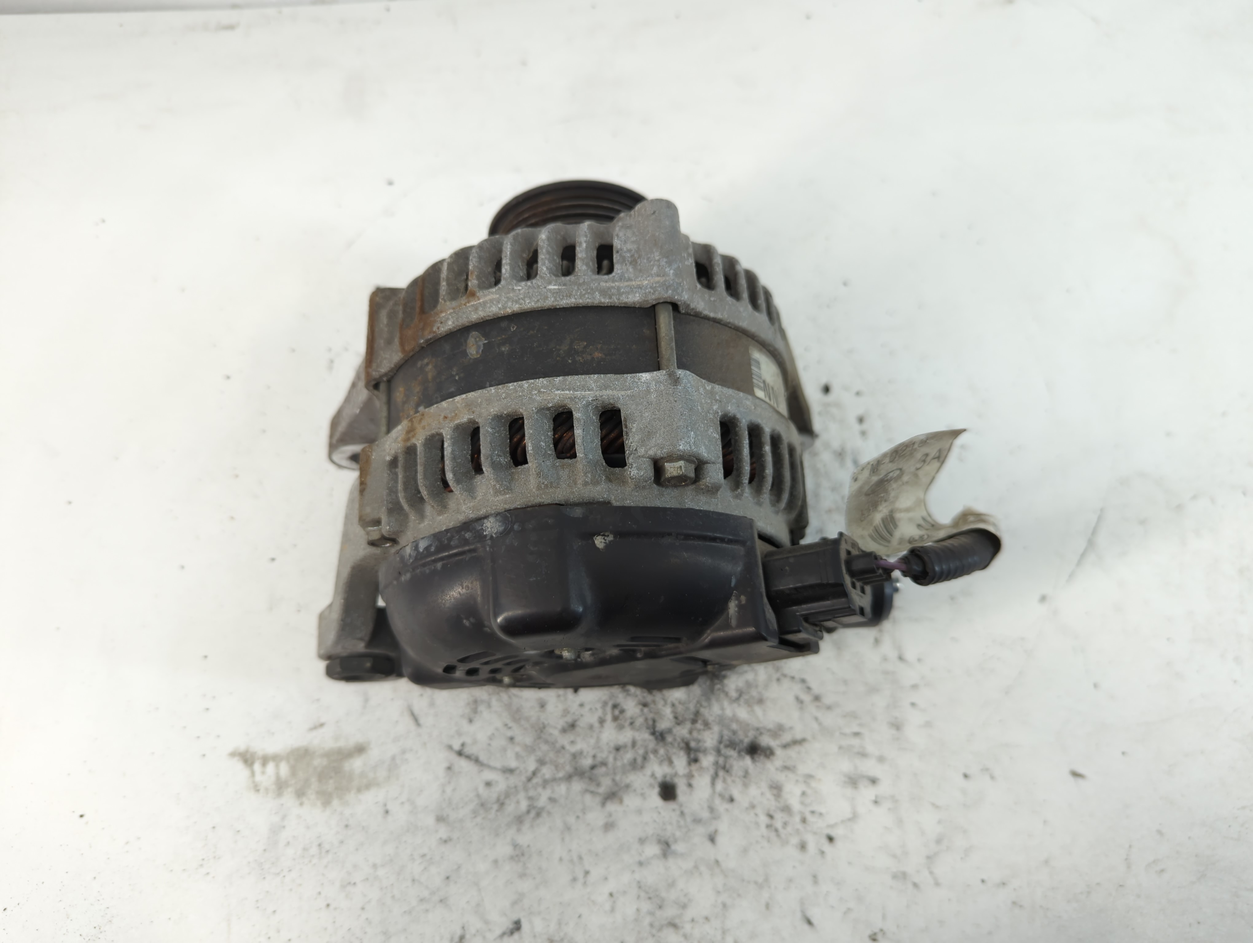 Picture of 2011-2014 Ford Mustang Alternator Generator Charging Assembly Engine Oem 908629