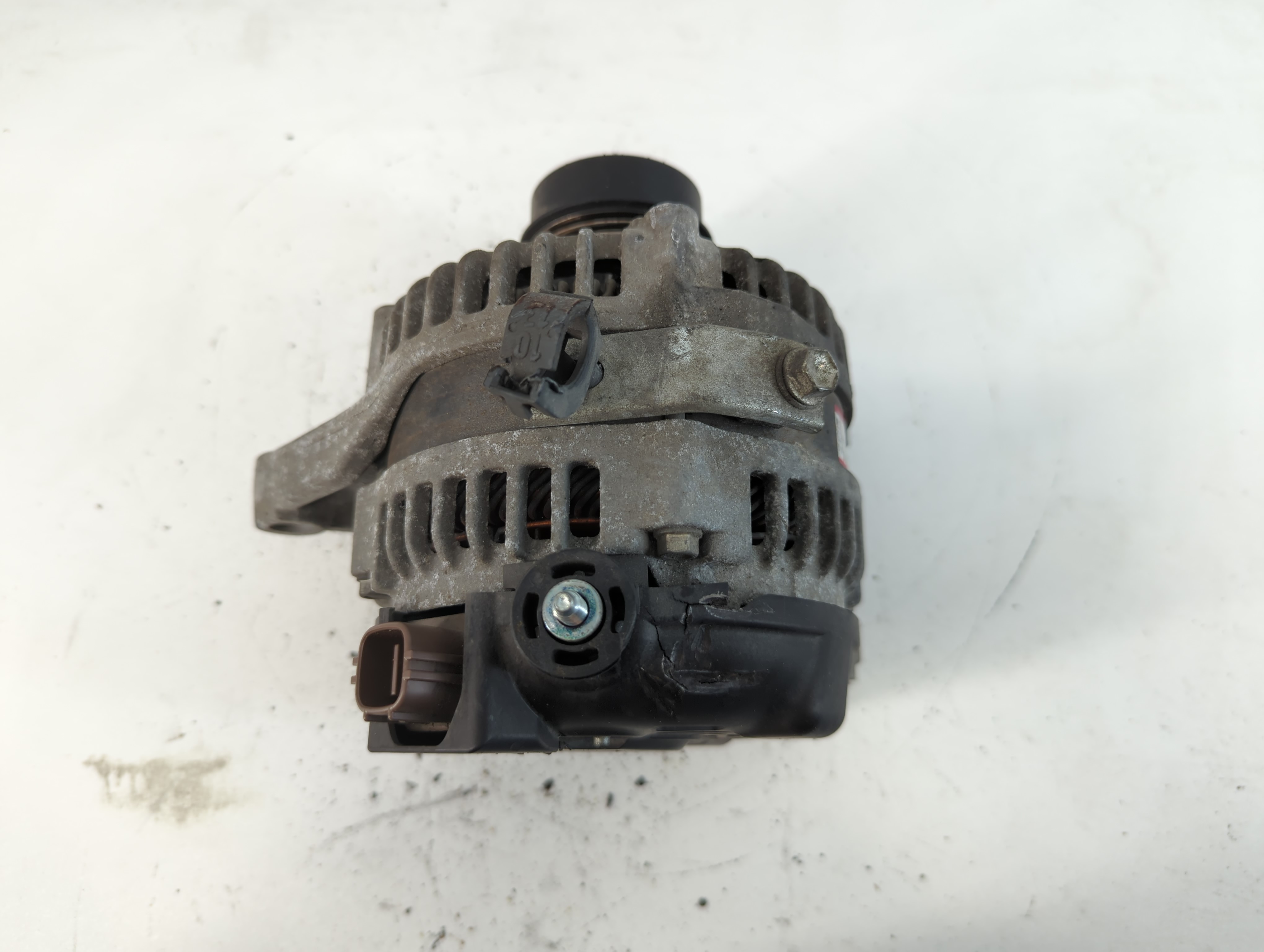 2010-2011 Toyota Camry Alternator Generator Charging Assembly Engine Oem 908631 - Oemusedautoparts1.com