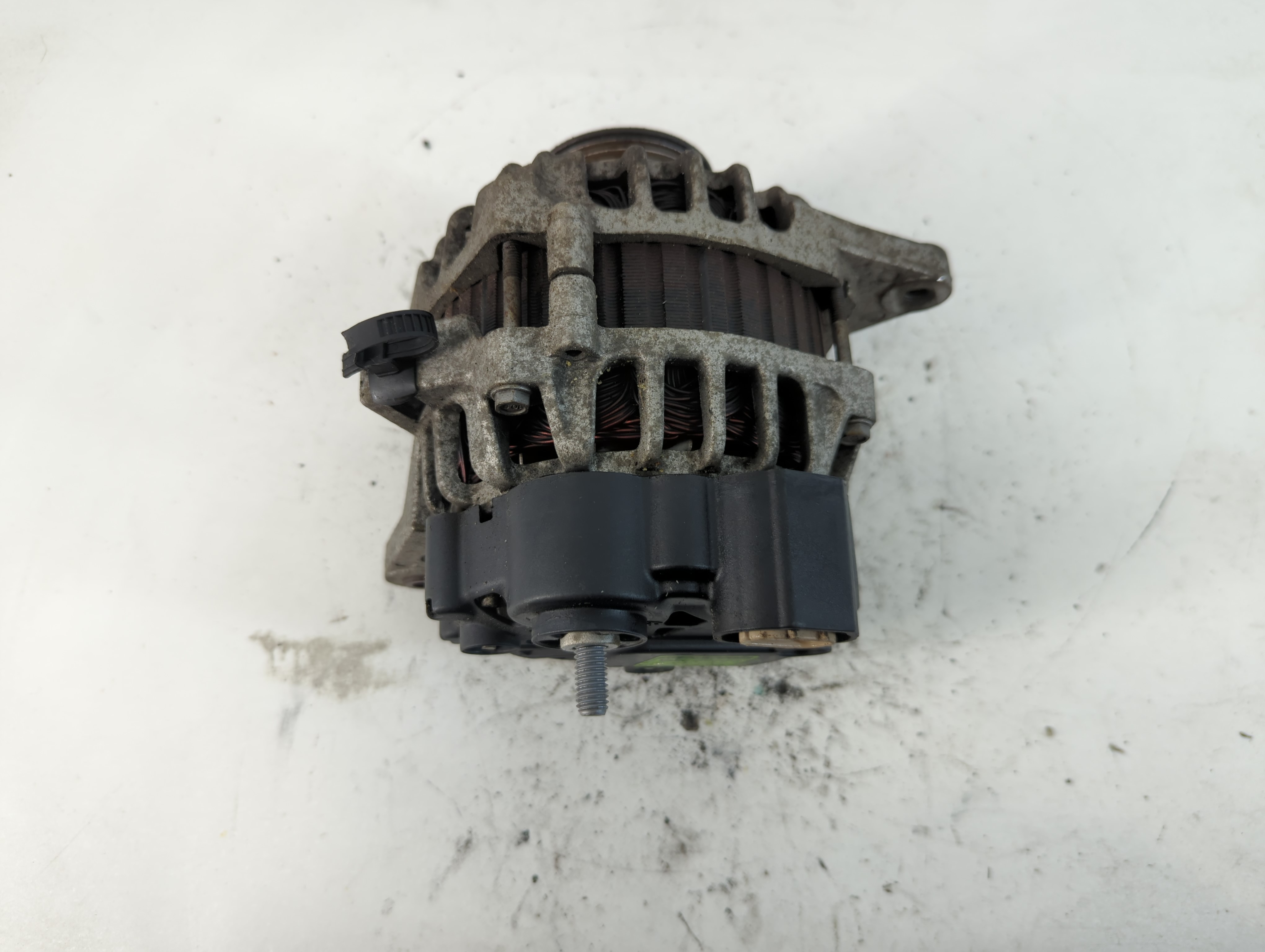 Picture of 2007-2009 Kia Spectra Alternator Generator Charging Assembly Engine Oem 908652