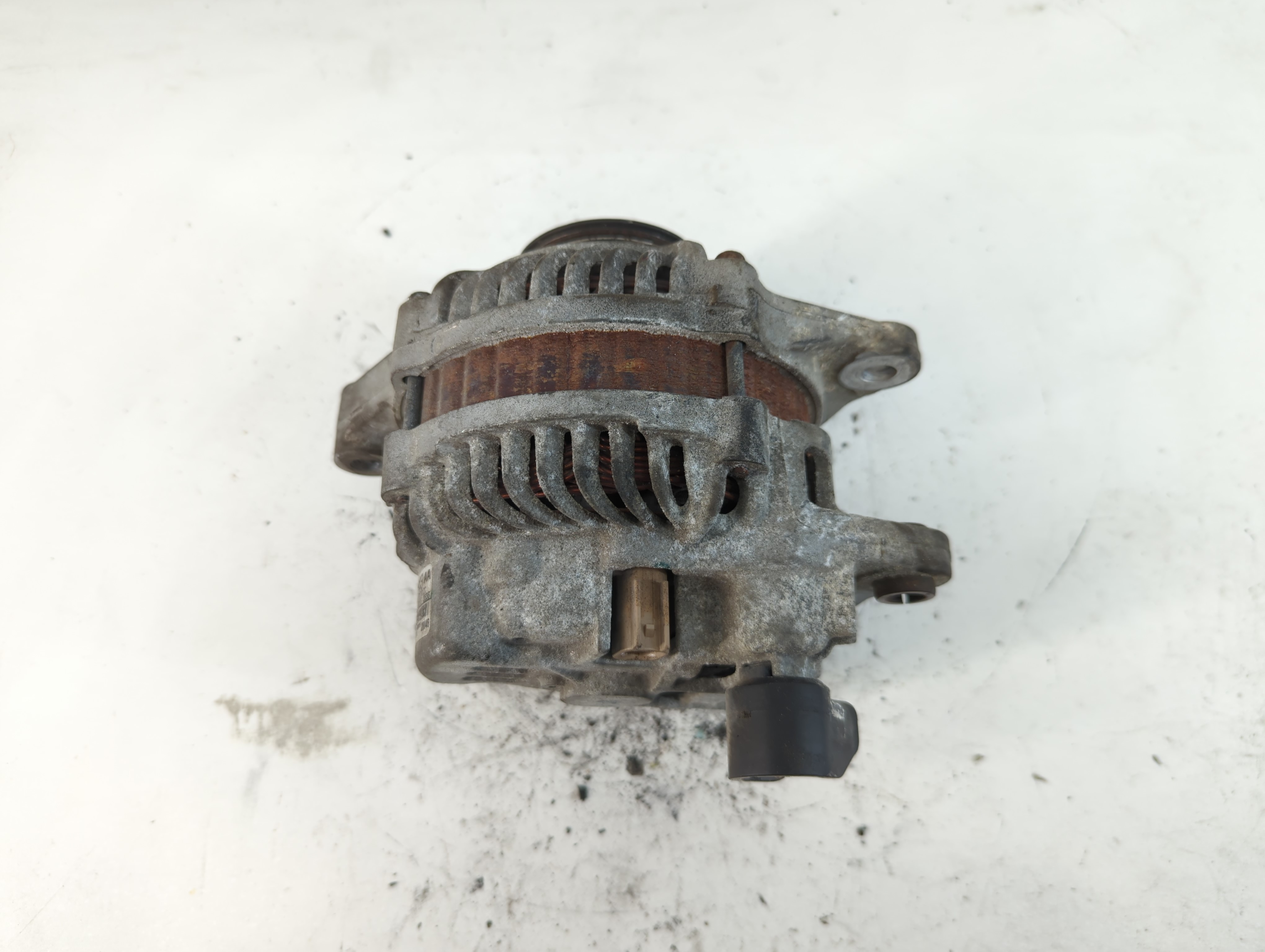 2006 Chrysler Pt Cruiser Alternator Generator Charging Assembly Engine Oem 908673 - Oemusedautoparts1.com