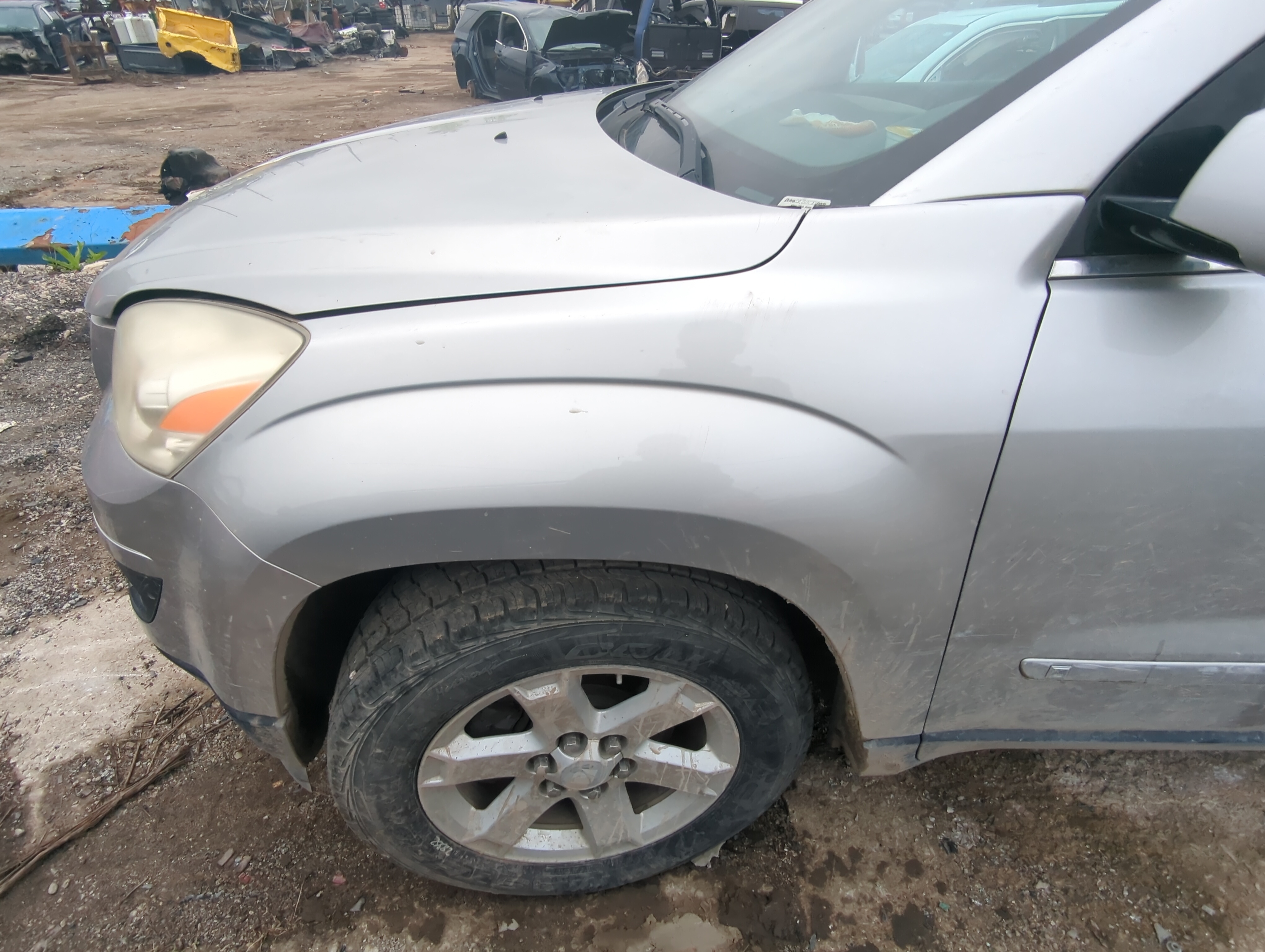 Picture of 2007 Saturn Outlook Driver Fender 908849