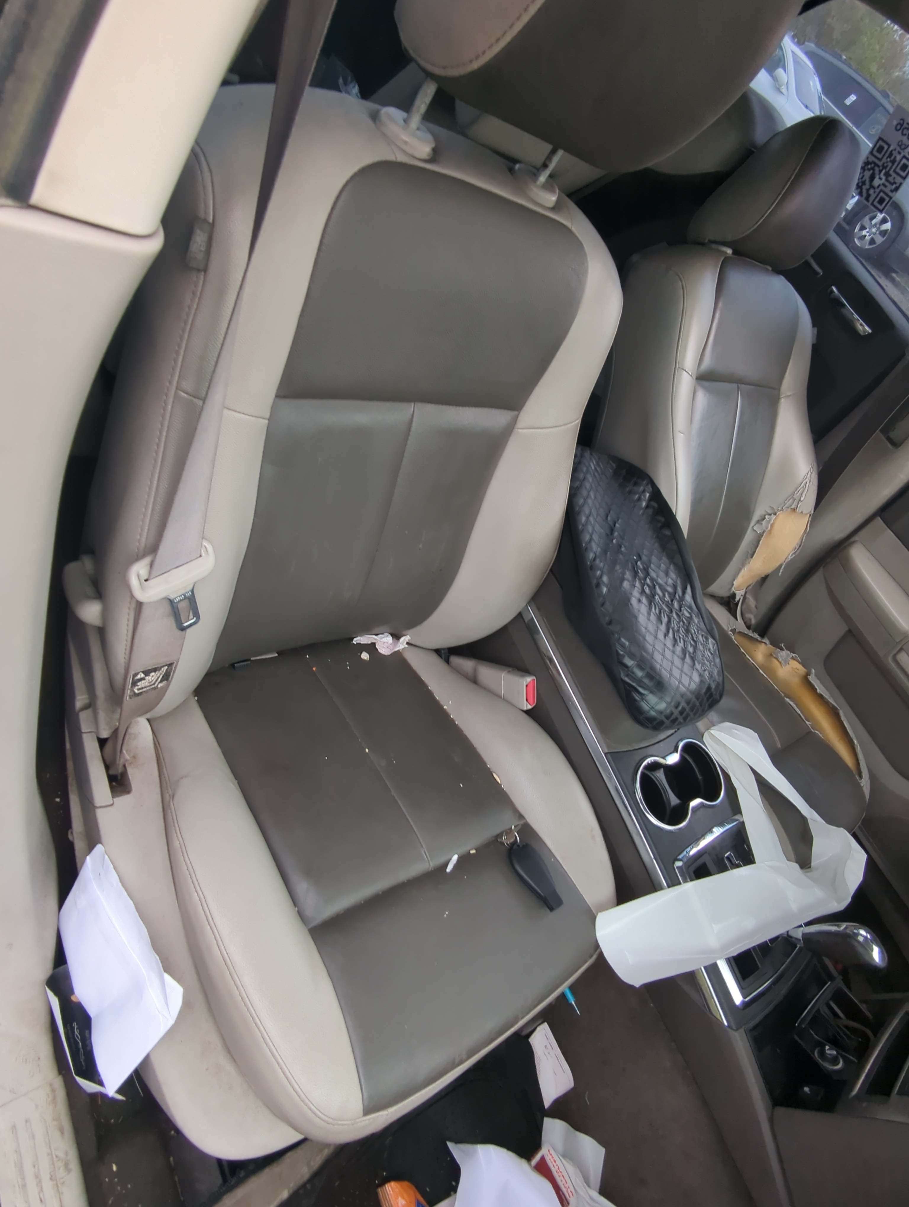 Picture of 2008-2010 Chrysler 300 Passenger Front Seat Oem 909153