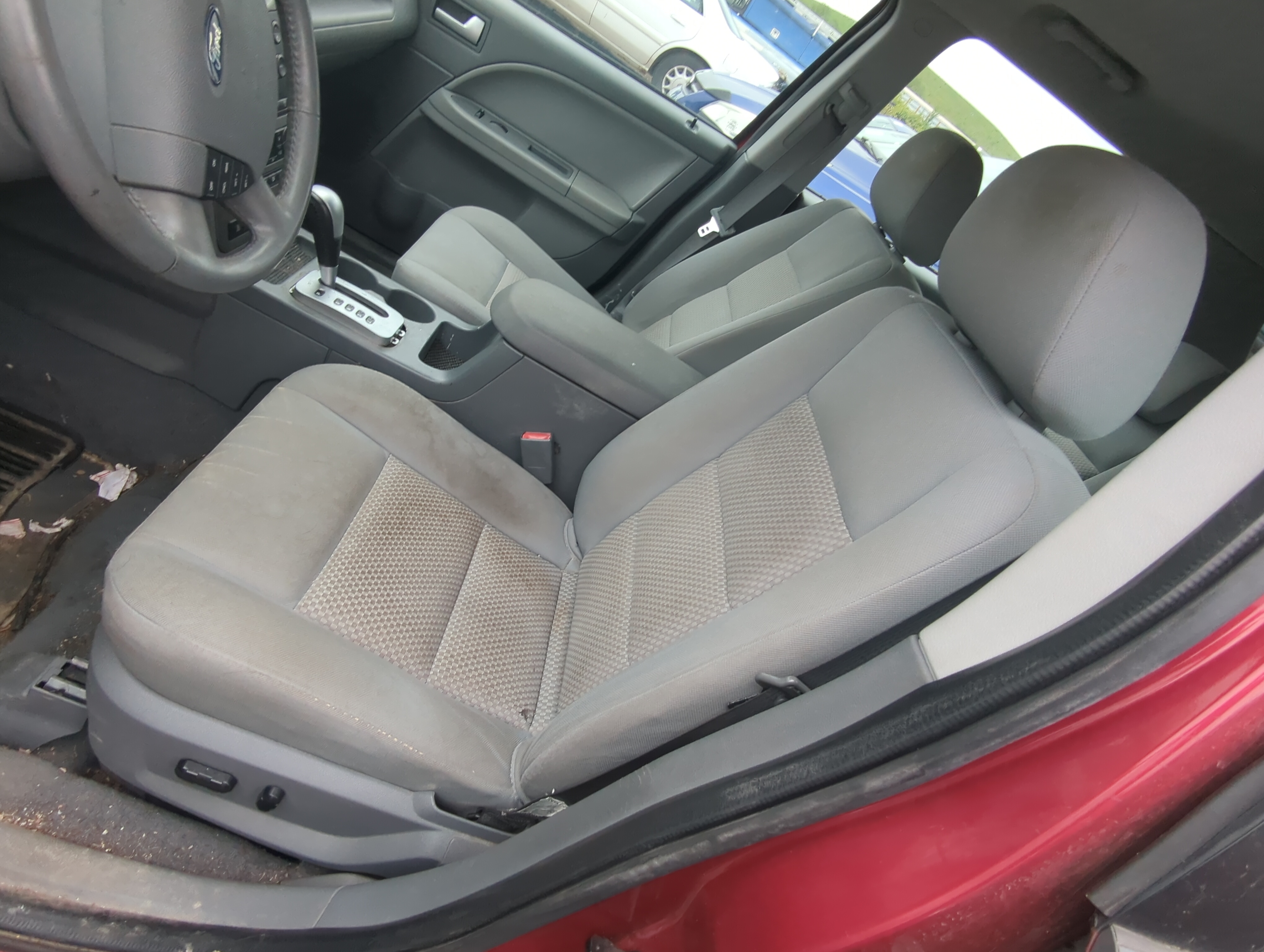 2006 Ford Freestyle Driver Front Seat Oem 909846 - Oemusedautoparts1.com