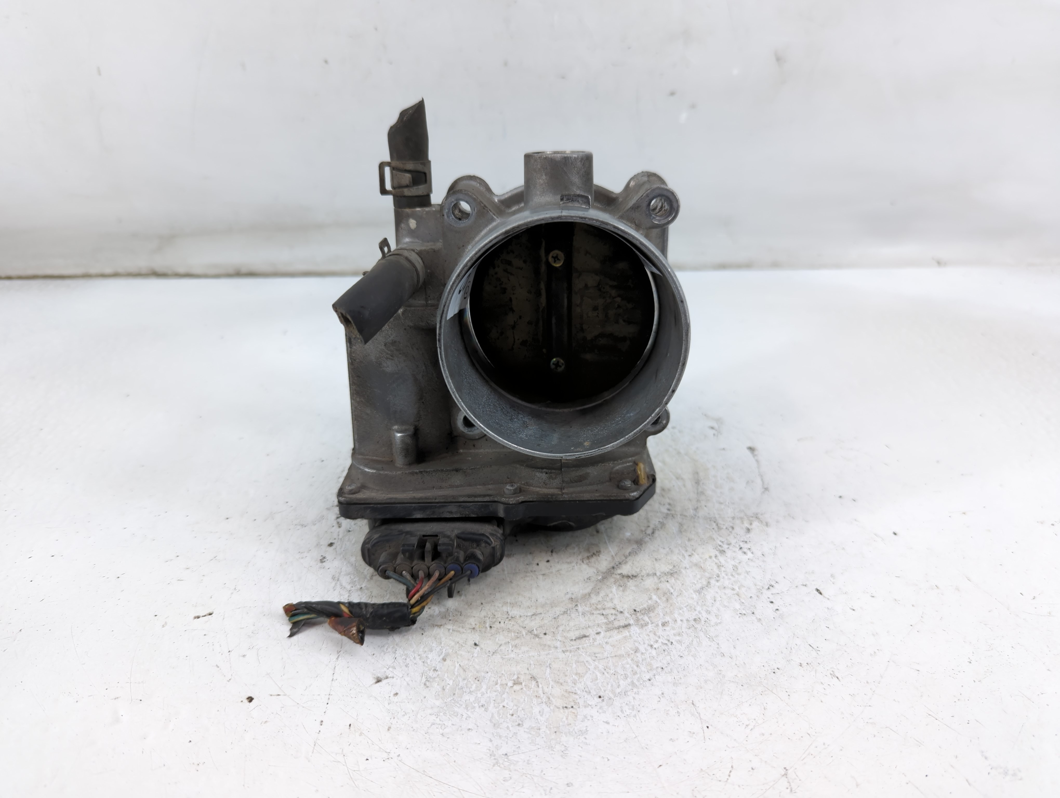 2004-2010 Infiniti Qx56 Throttle Body 909902 - Oemusedautoparts1.com