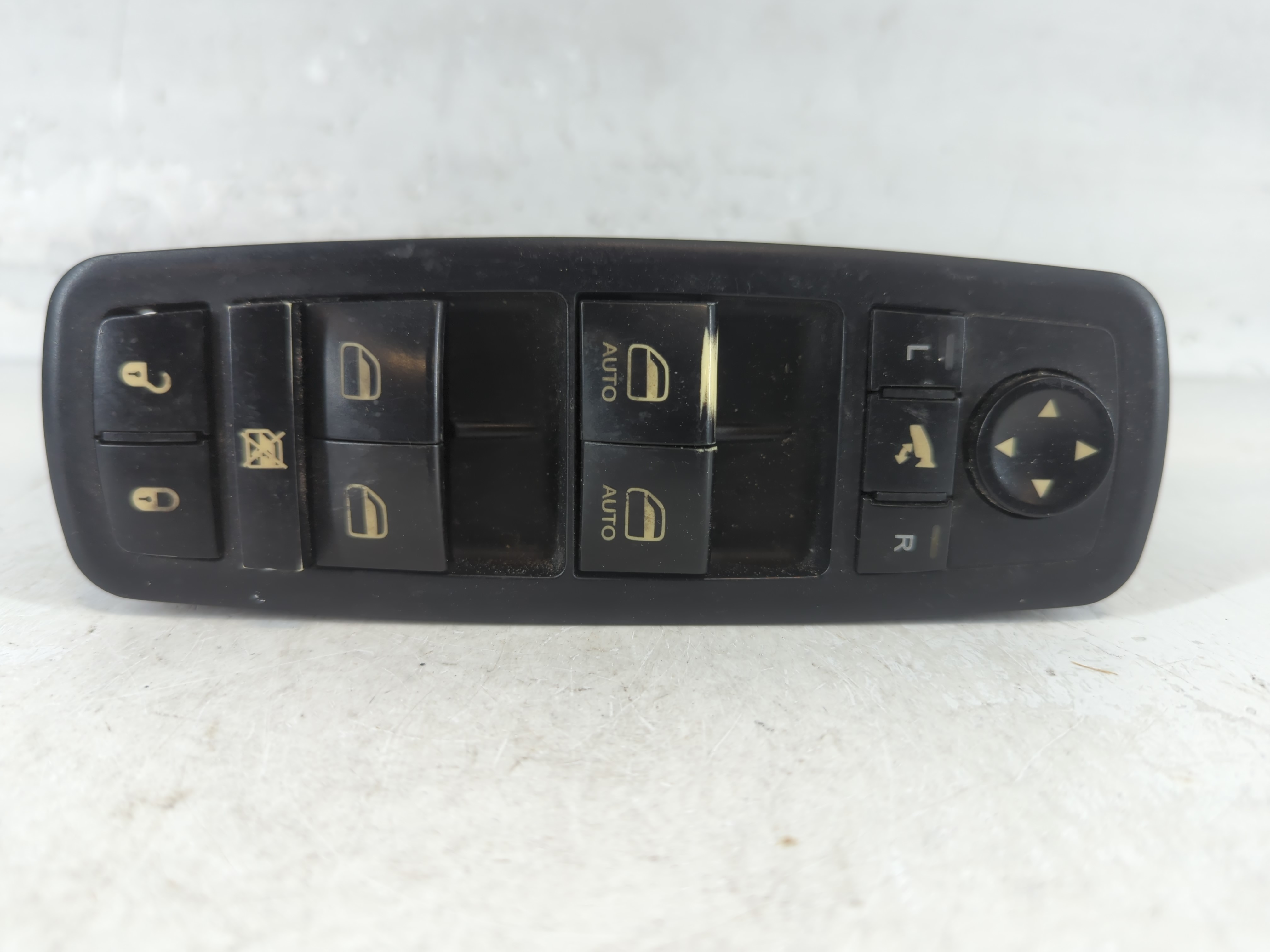 2008-2011 Dodge Grand Caravan Driver Left Door Master Power Window Switch 909933 - Oemusedautoparts1.com