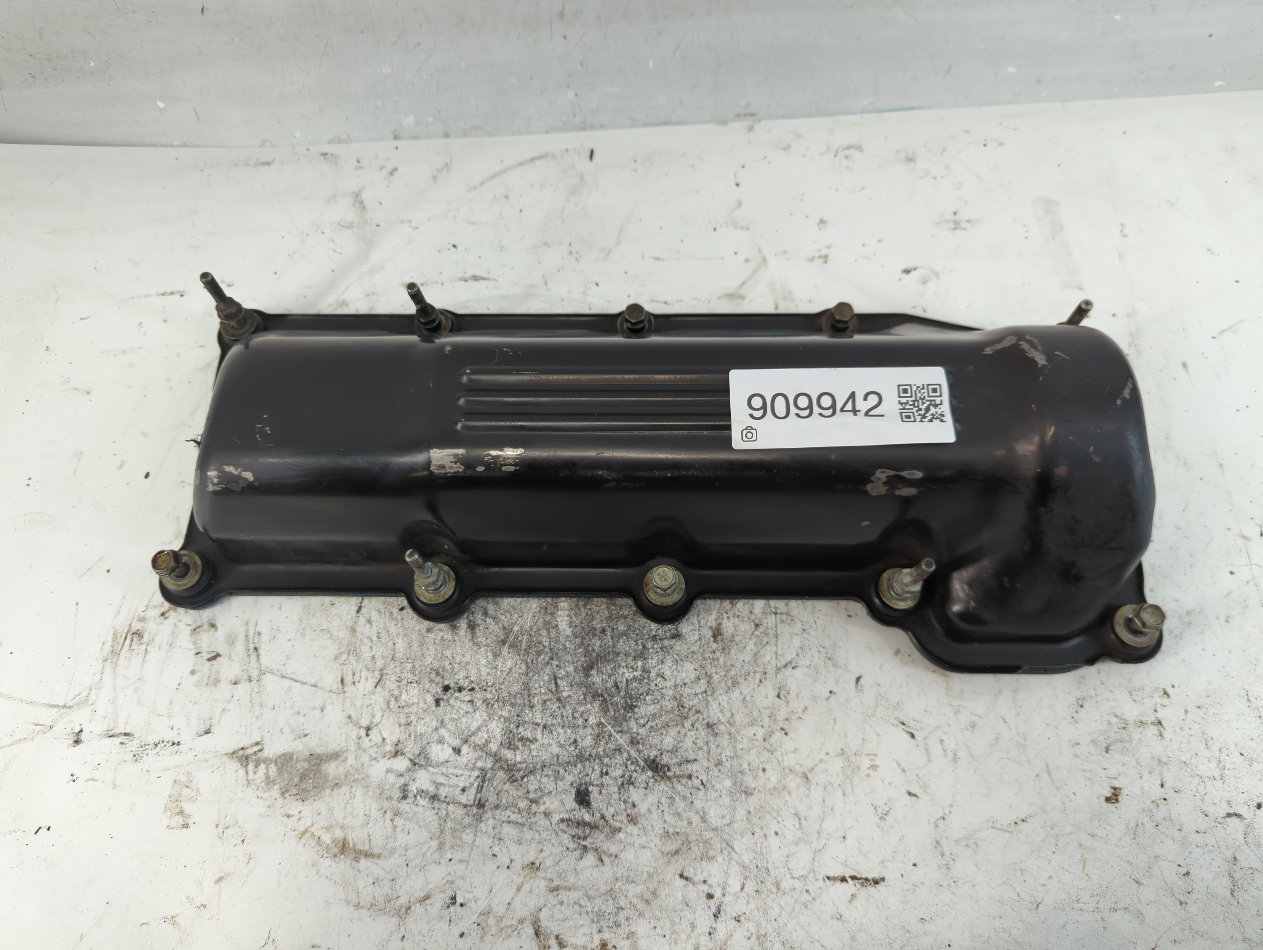 2002 Jeep Liberty Passenger Right Cylinder Head Valve Cover 909942 - Oemusedautoparts1.com