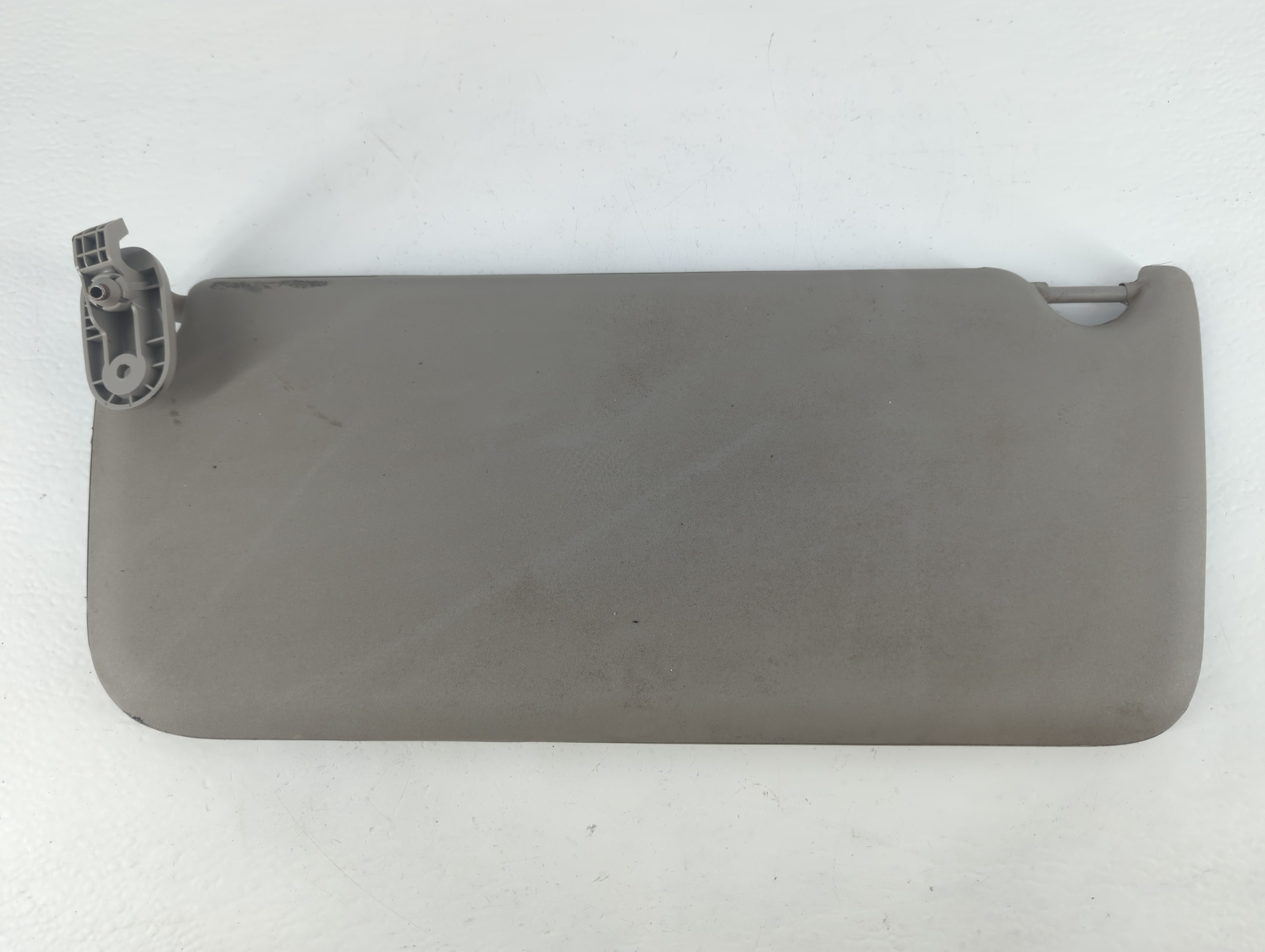 2015 Chevrolet City Express Passenger Sun Visor Mirror Right Sunvisor 910098 - Oemusedautoparts1.com