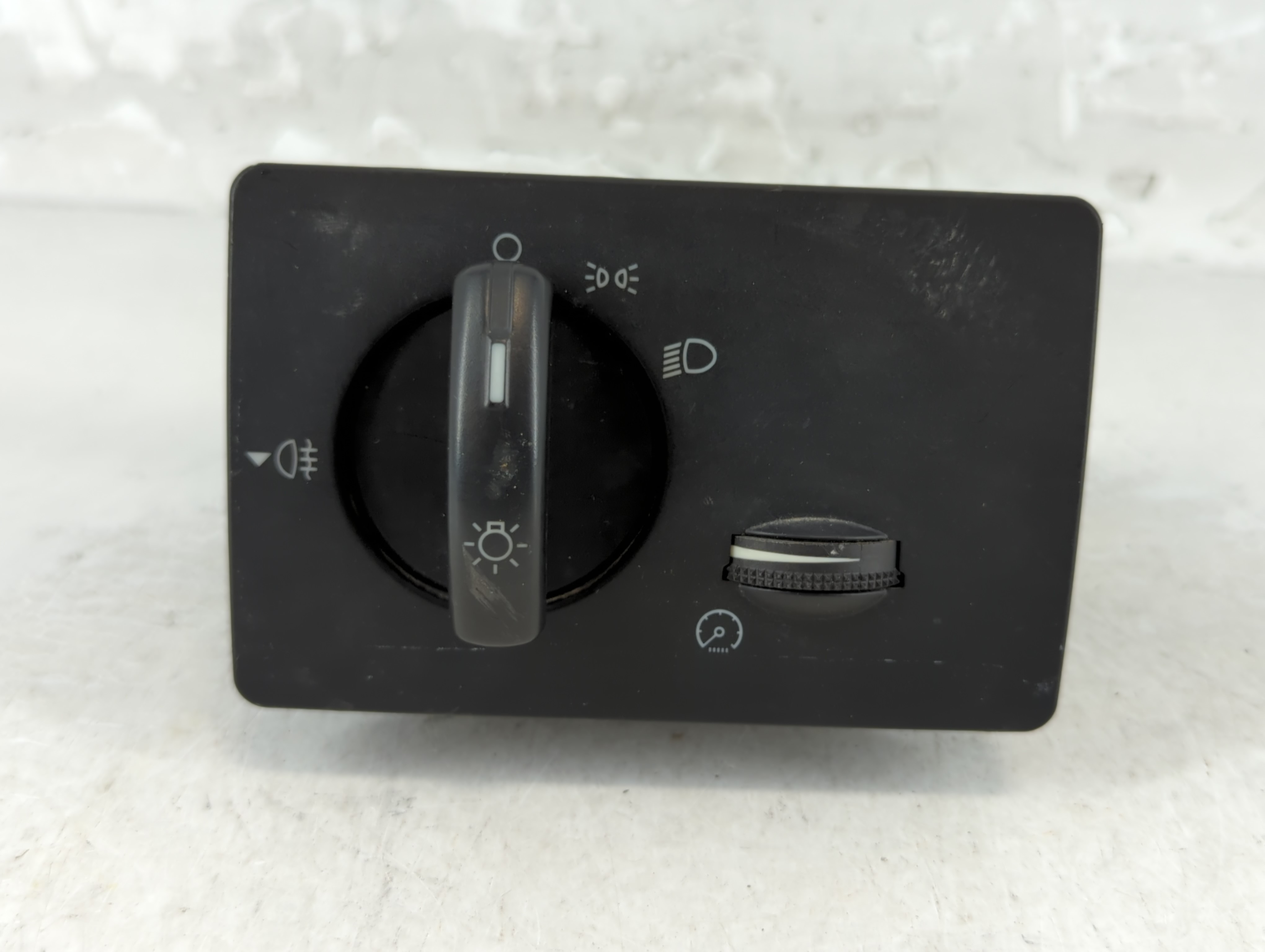 Picture of 2013 Ford Transit Connect Headlight Head Light Switch Lamp Control 498610 910247