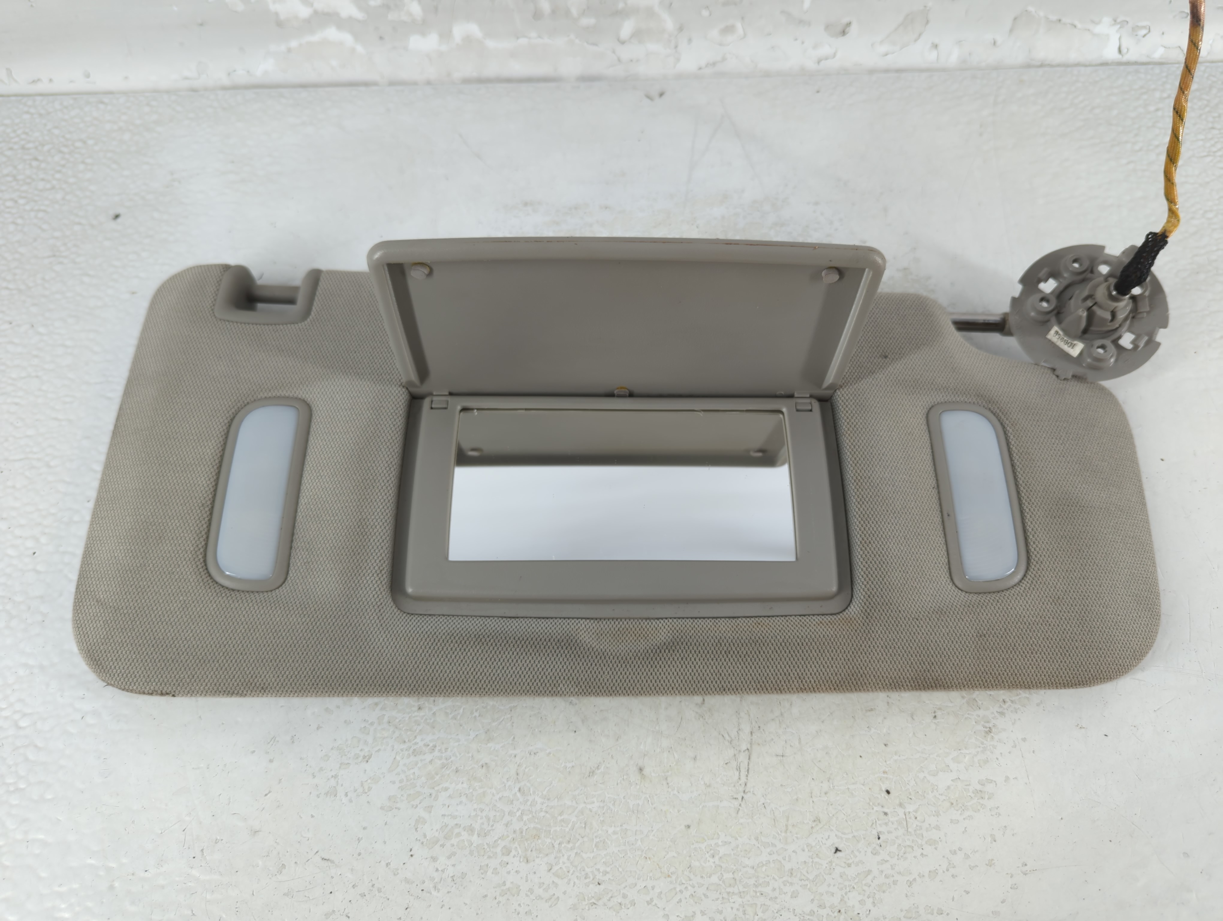 2010-2017 Gmc Terrain Passenger Sun Visor Mirror Right Sunvisor Grey 910333 - Oemusedautoparts1.com