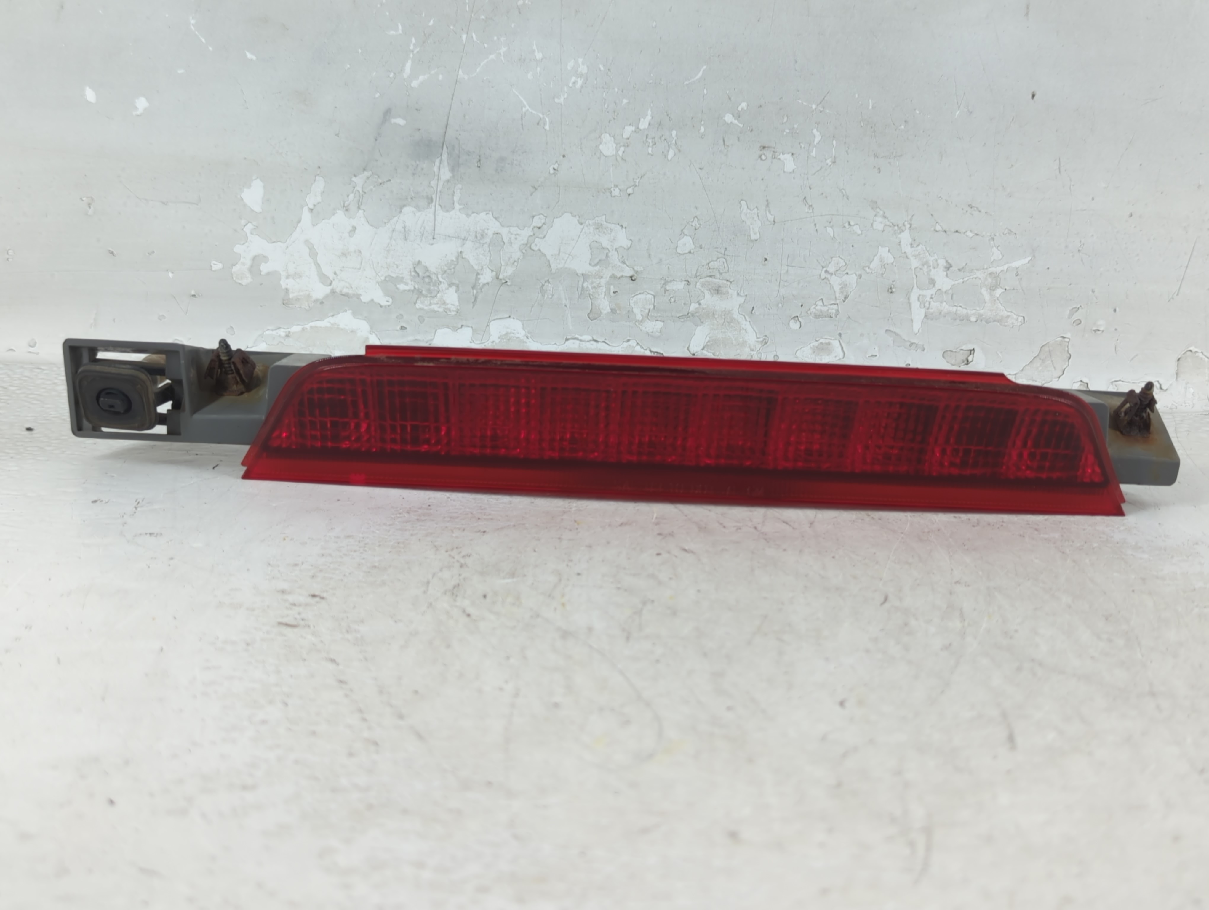 Picture of 2011 Gmc Terrain Third Brake Light Tail Light 910355