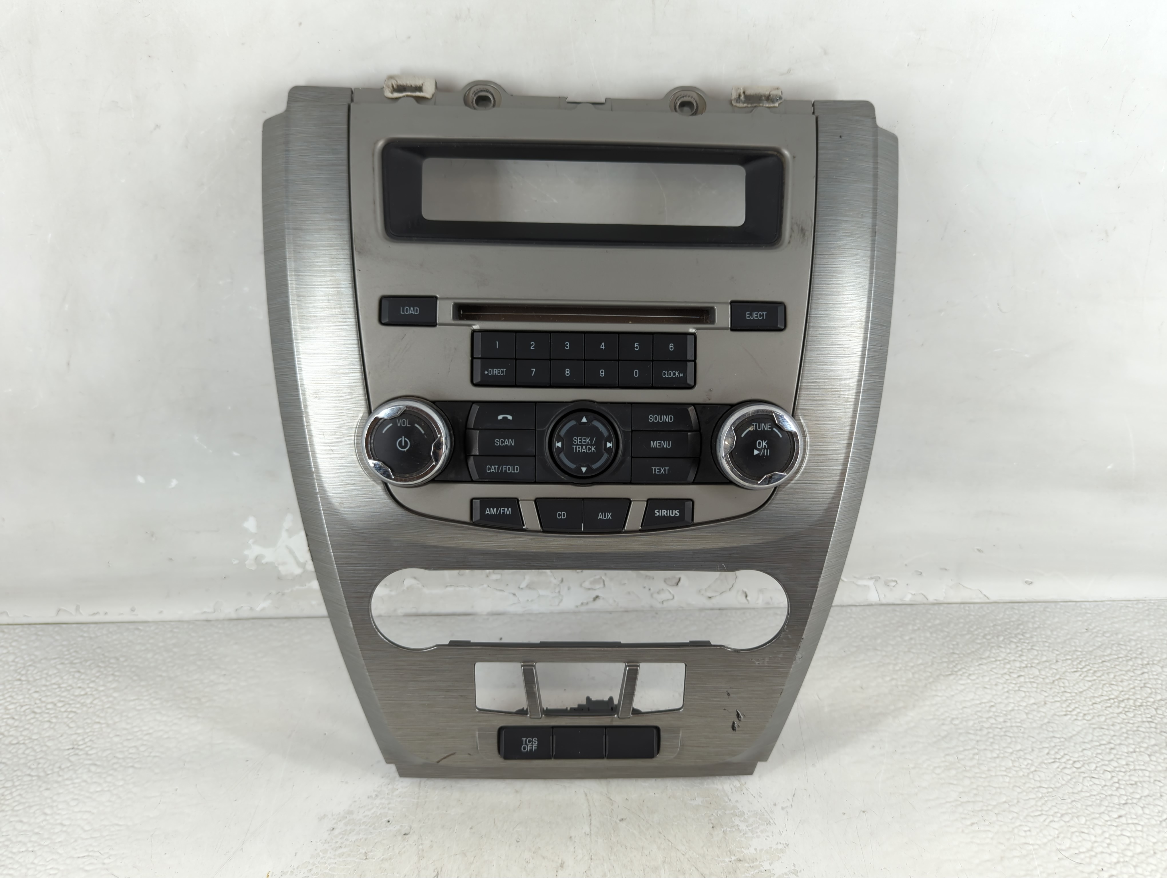 Picture of 2010-2012 Ford Fusion Am Fm Cd Player Radio Receiver Silver 910868